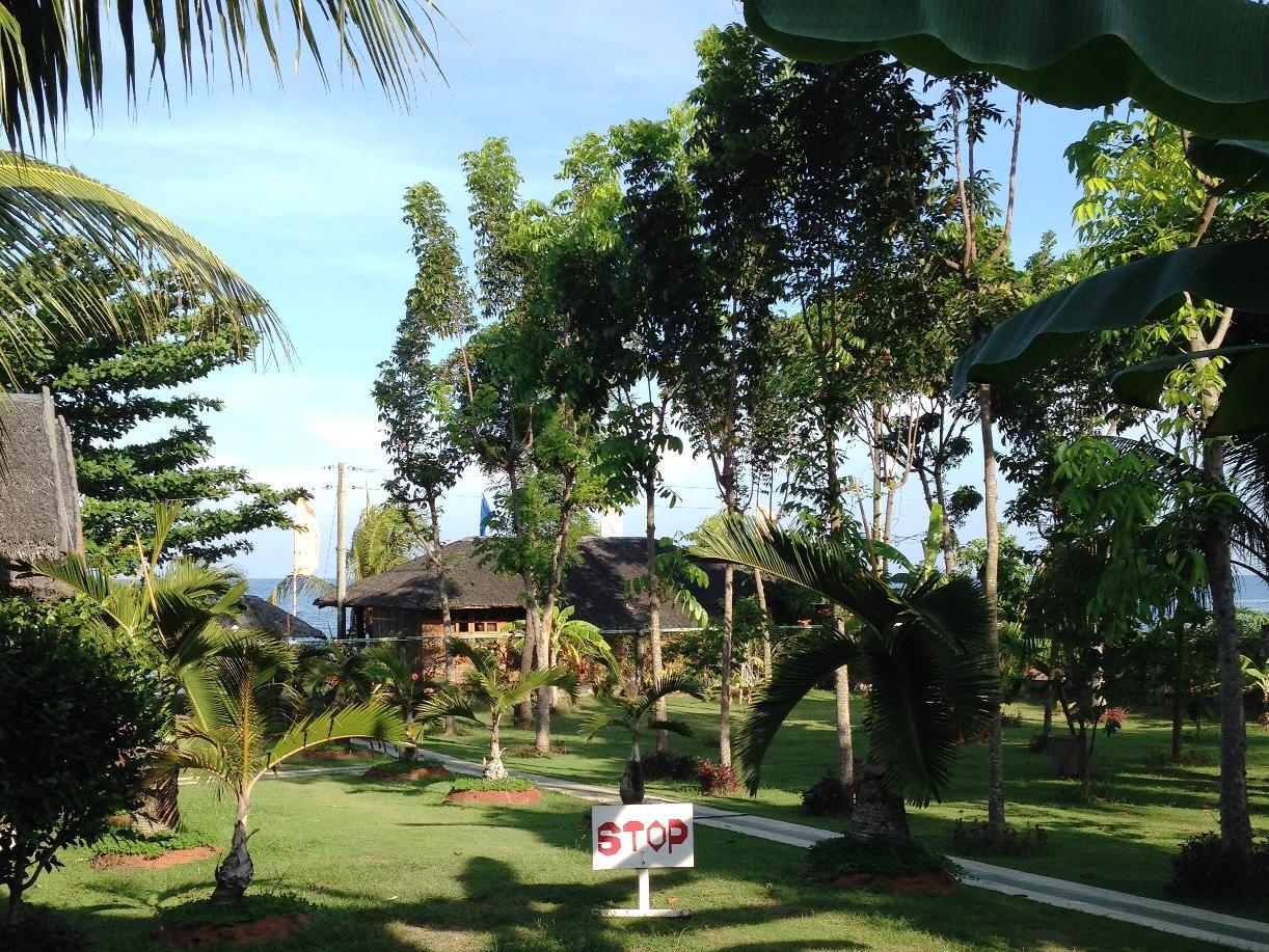 Dumaguete Springs Beach Resort
