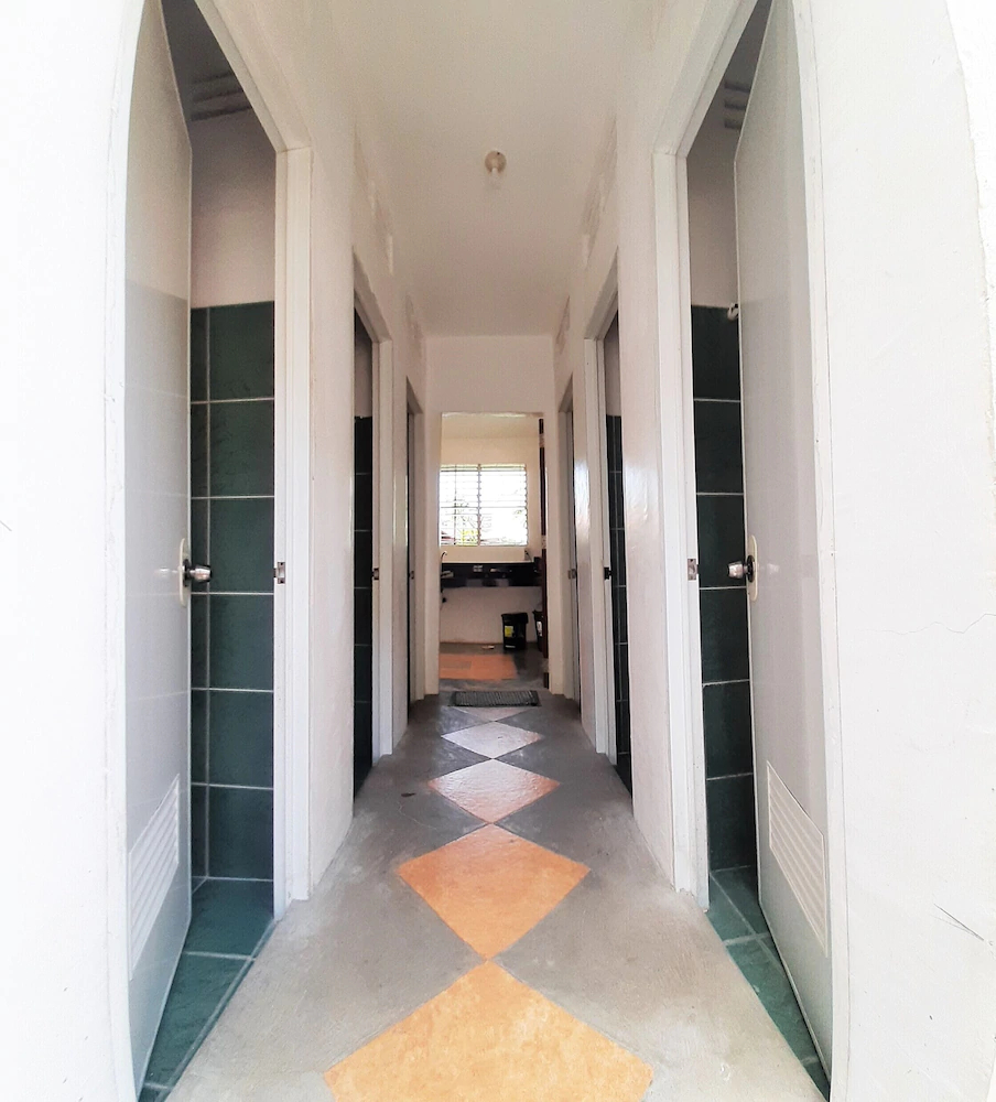 Ese House