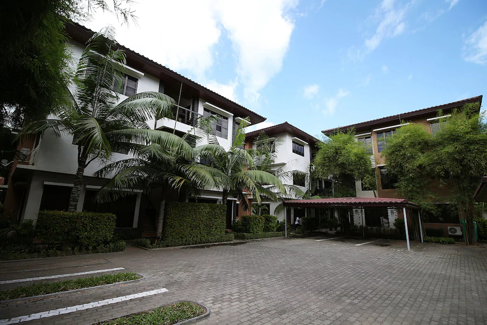 Hassaram Courtyard