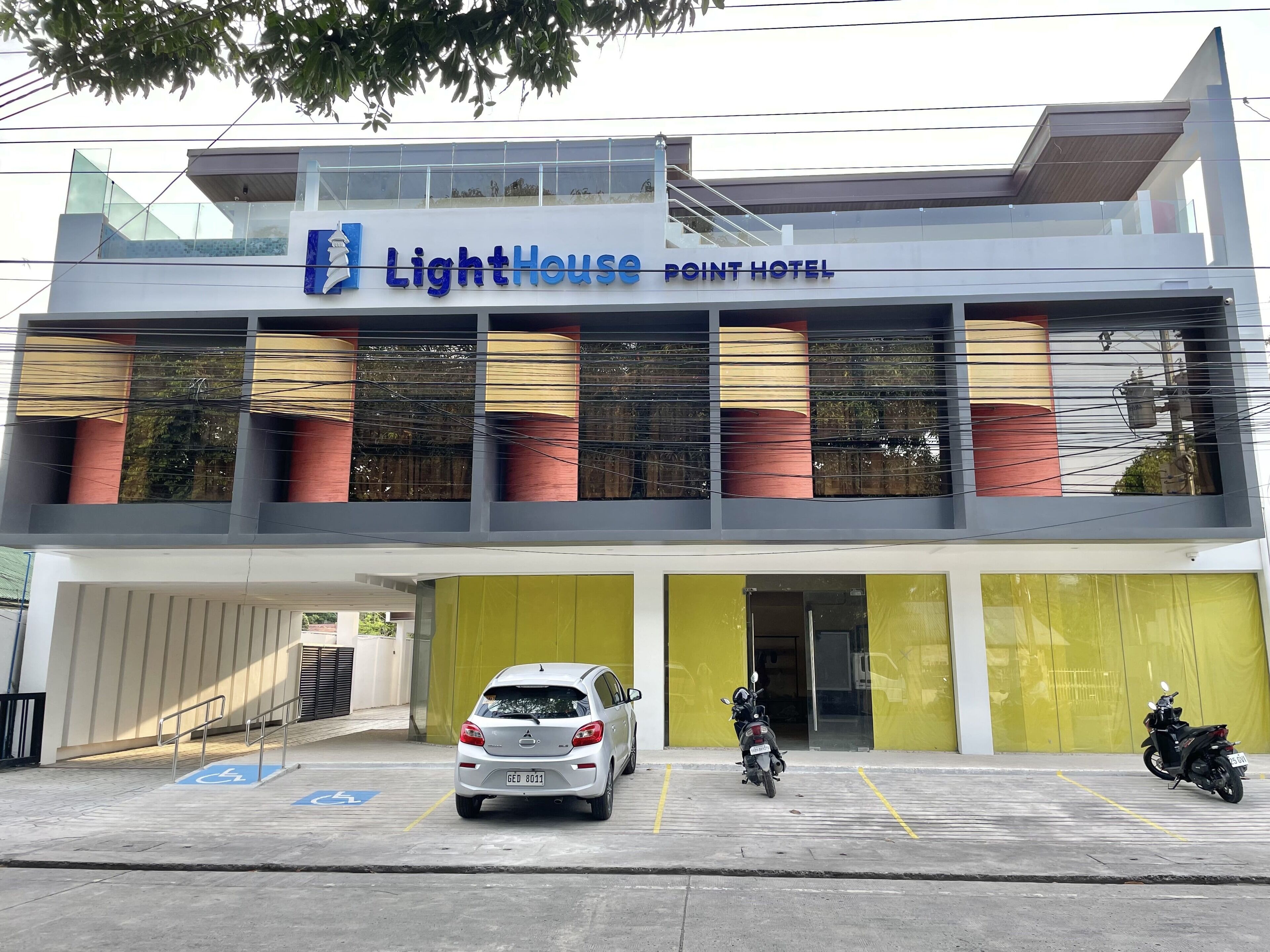 Lighthouse Point Hotel
