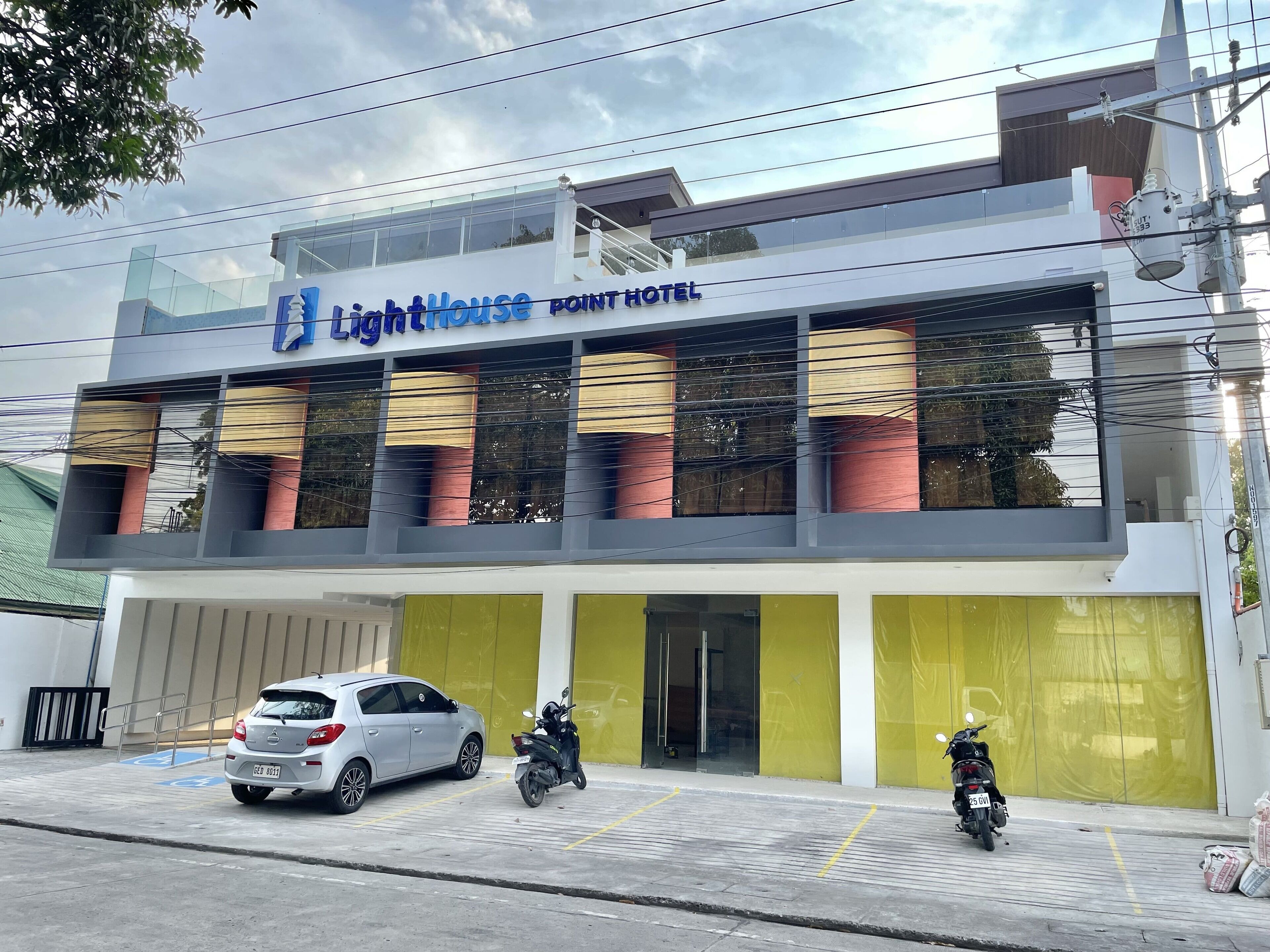 Lighthouse Point Hotel