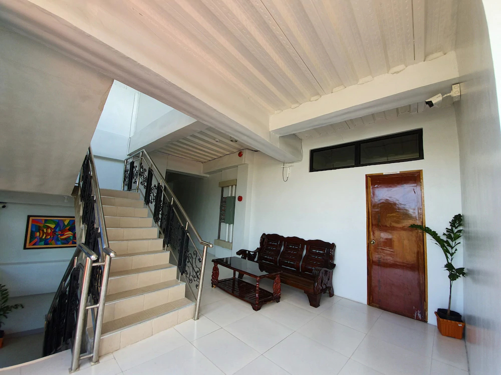Lufian Dormitel Backpackers Inn