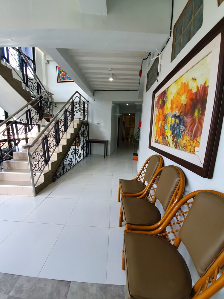 Lufian Dormitel Backpackers Inn