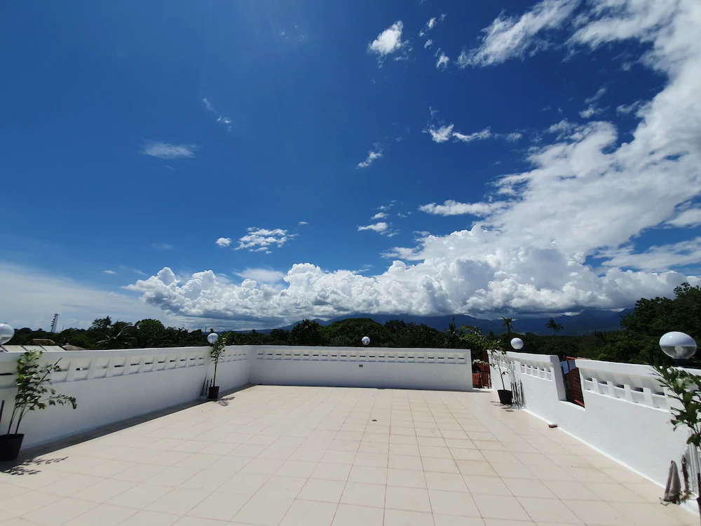 Lufian Dormitel Backpackers Inn