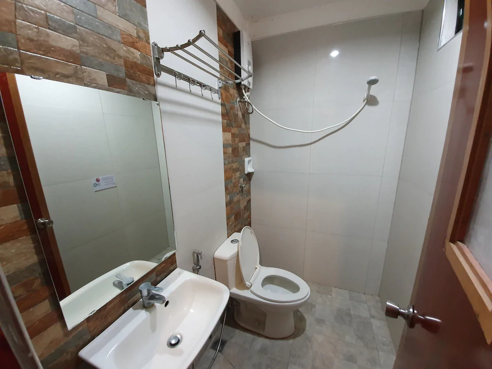Lufian Dormitel Backpackers Inn