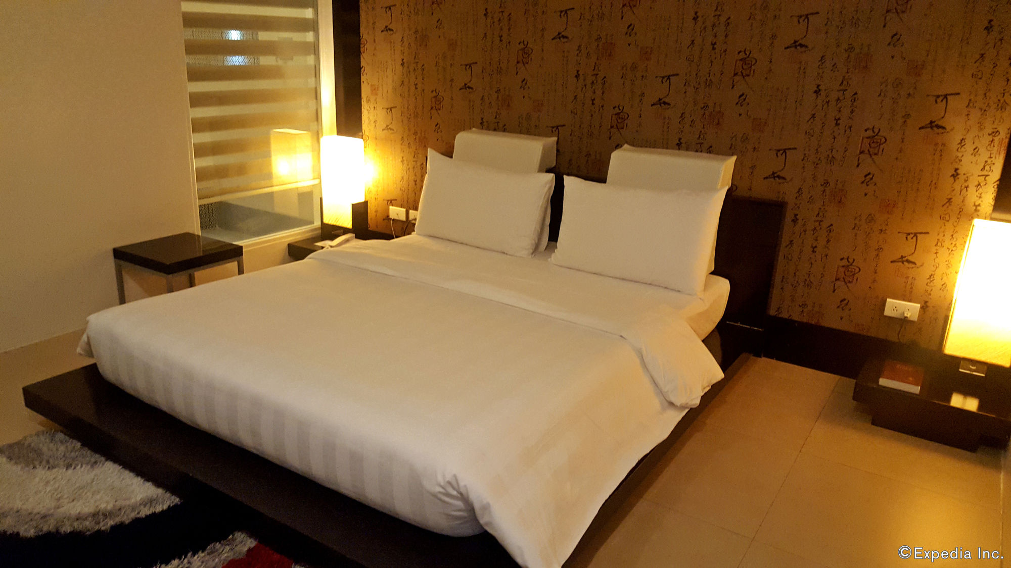 Manhattan Suites Inn