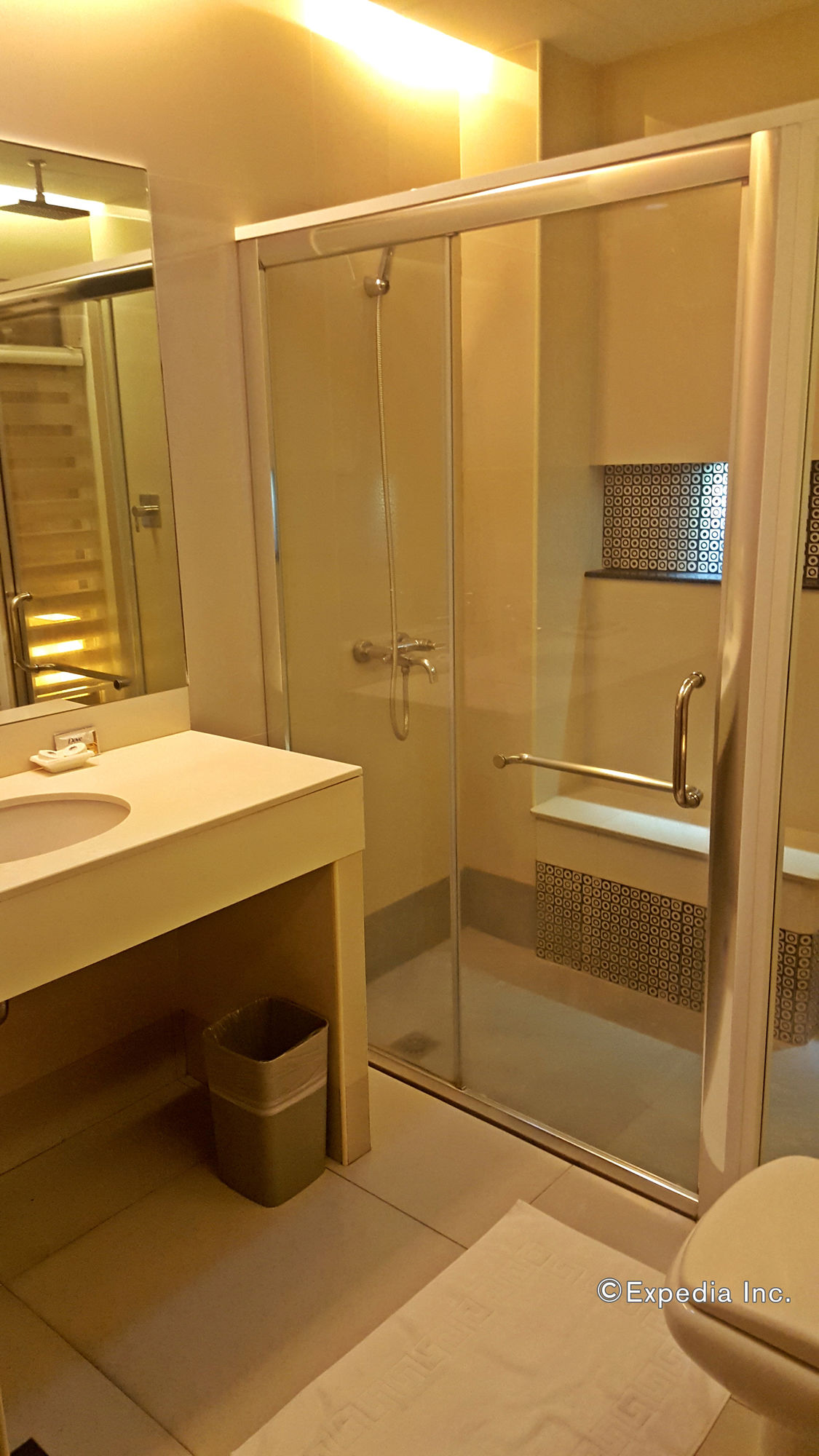 Manhattan Suites Inn