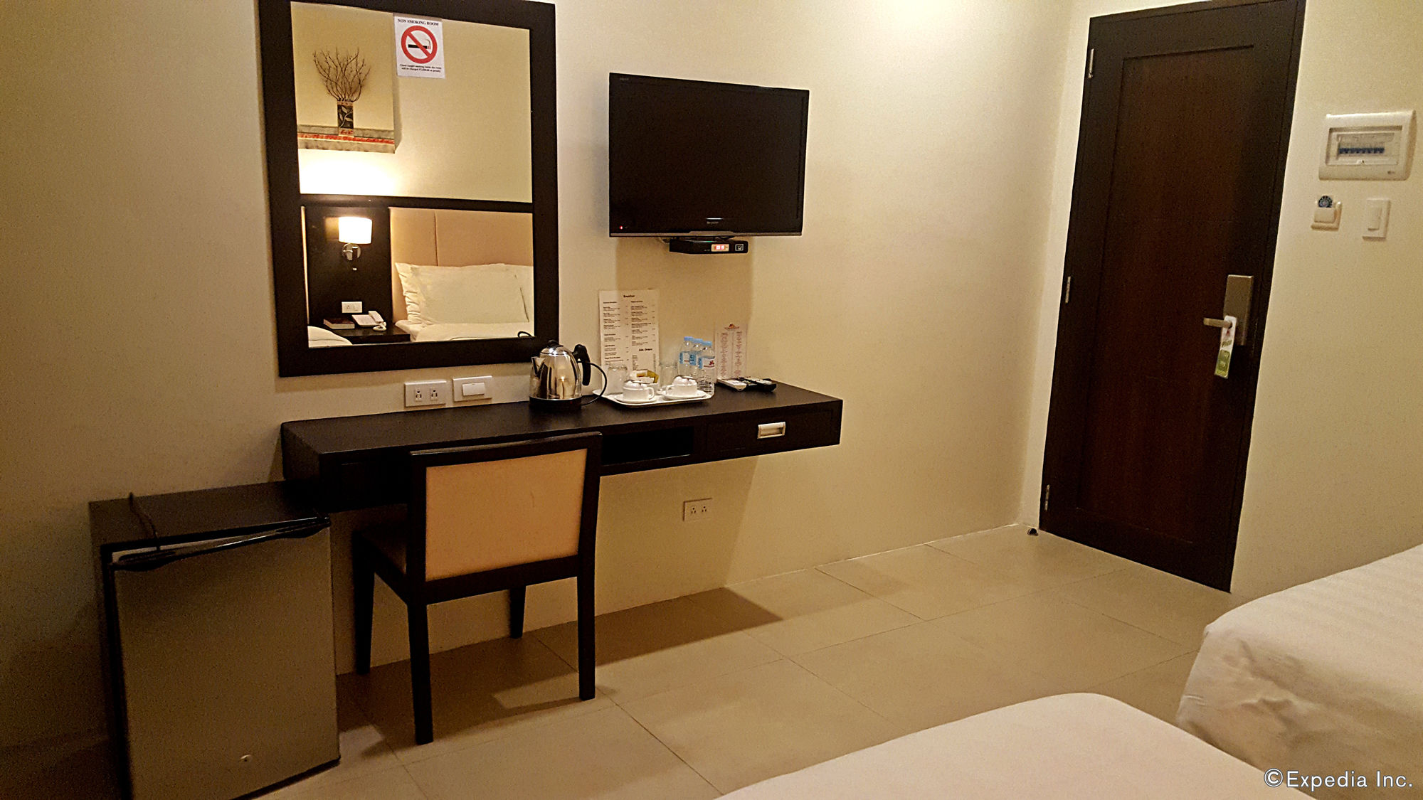 Manhattan Suites Inn