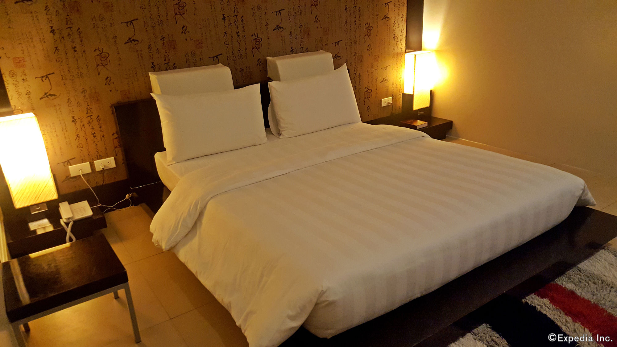Manhattan Suites Inn