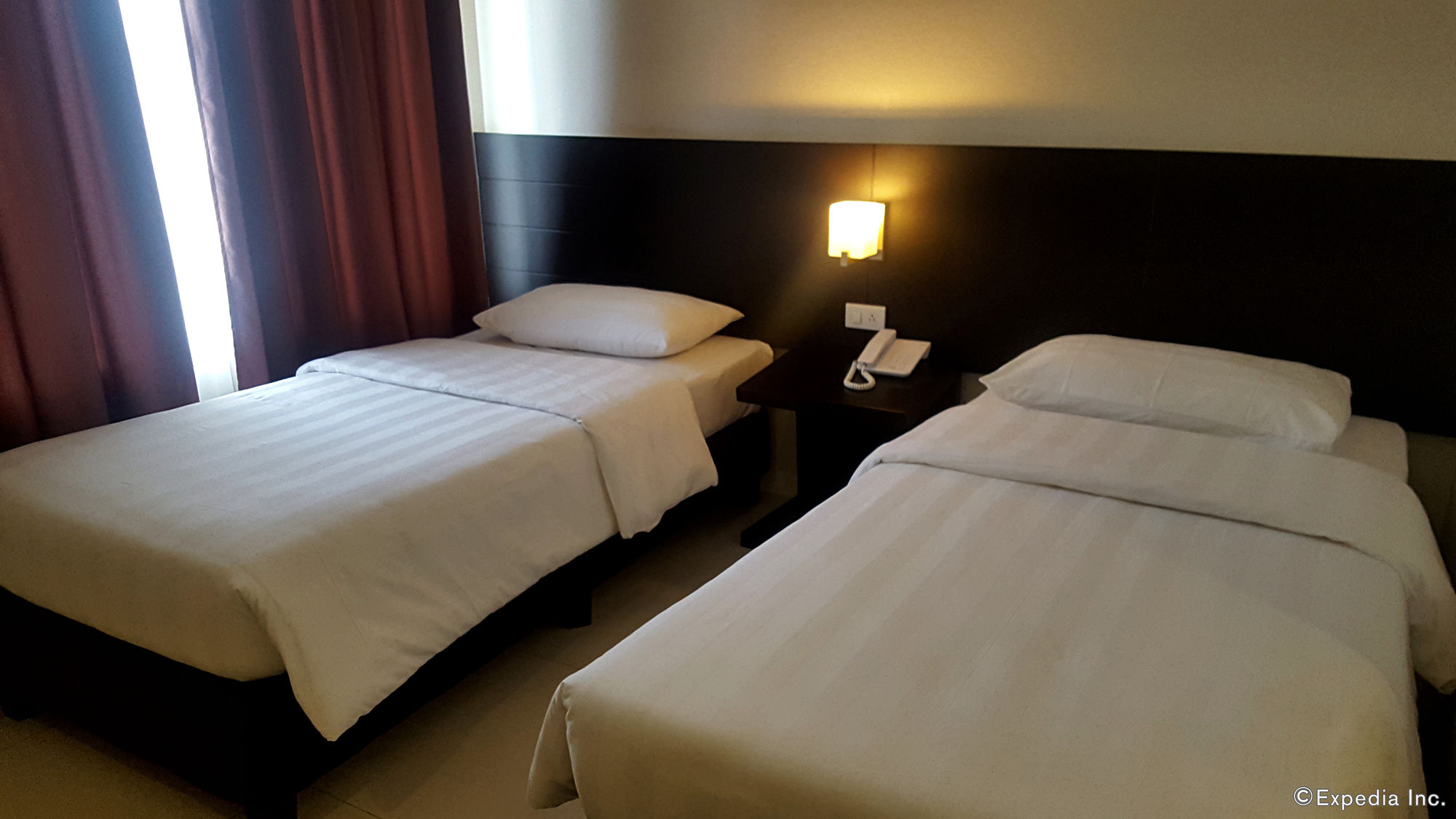 Manhattan Suites Inn