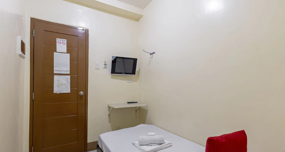 Traveller's Inn Dumaguete by ZEN Rooms