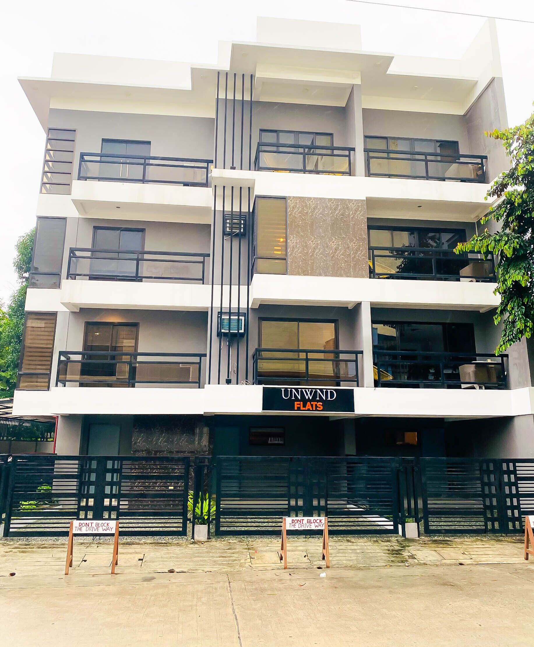 Unwnd Flats - Dumaguete