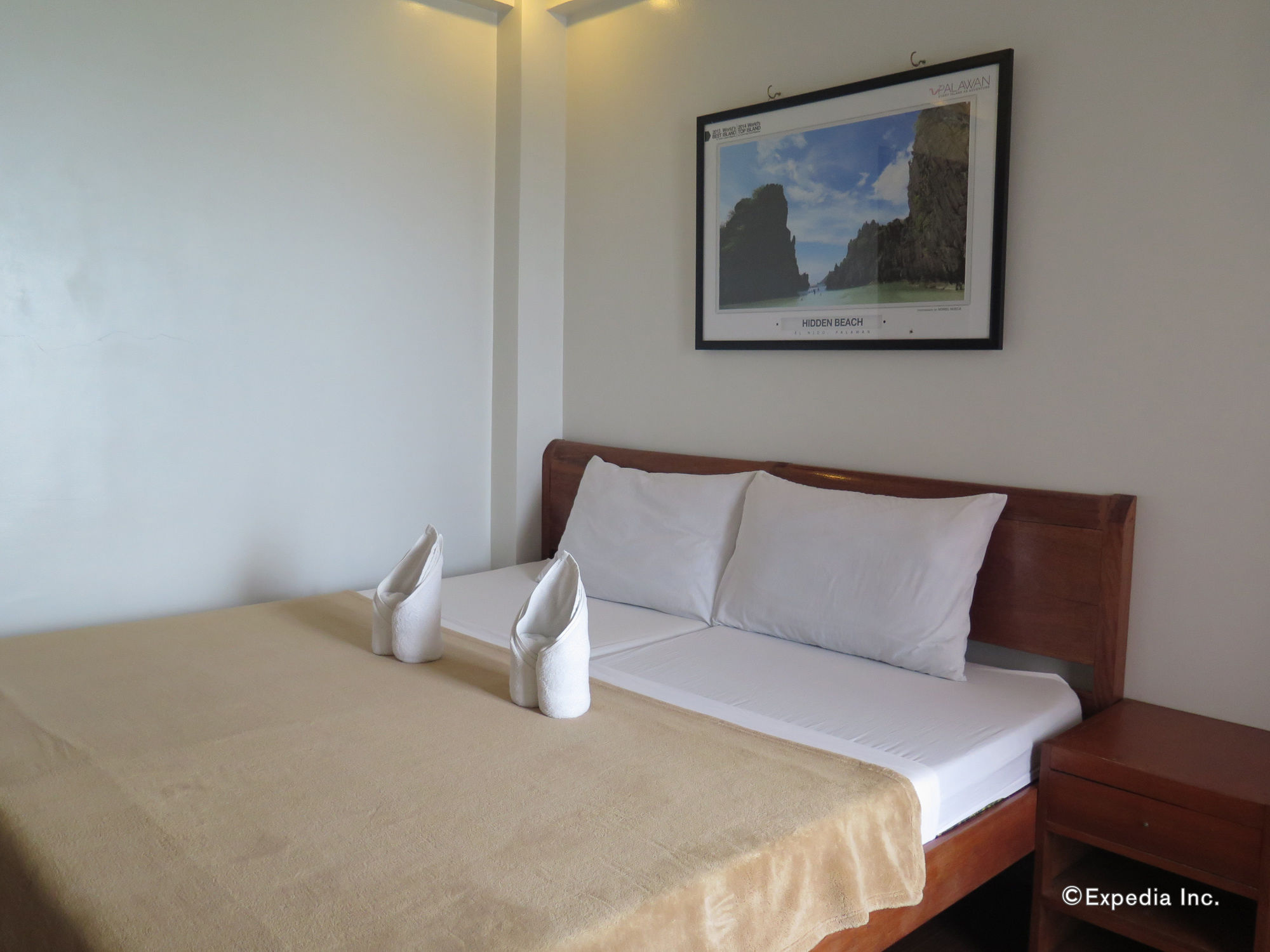 Dayunan El Nido Tourist Inn