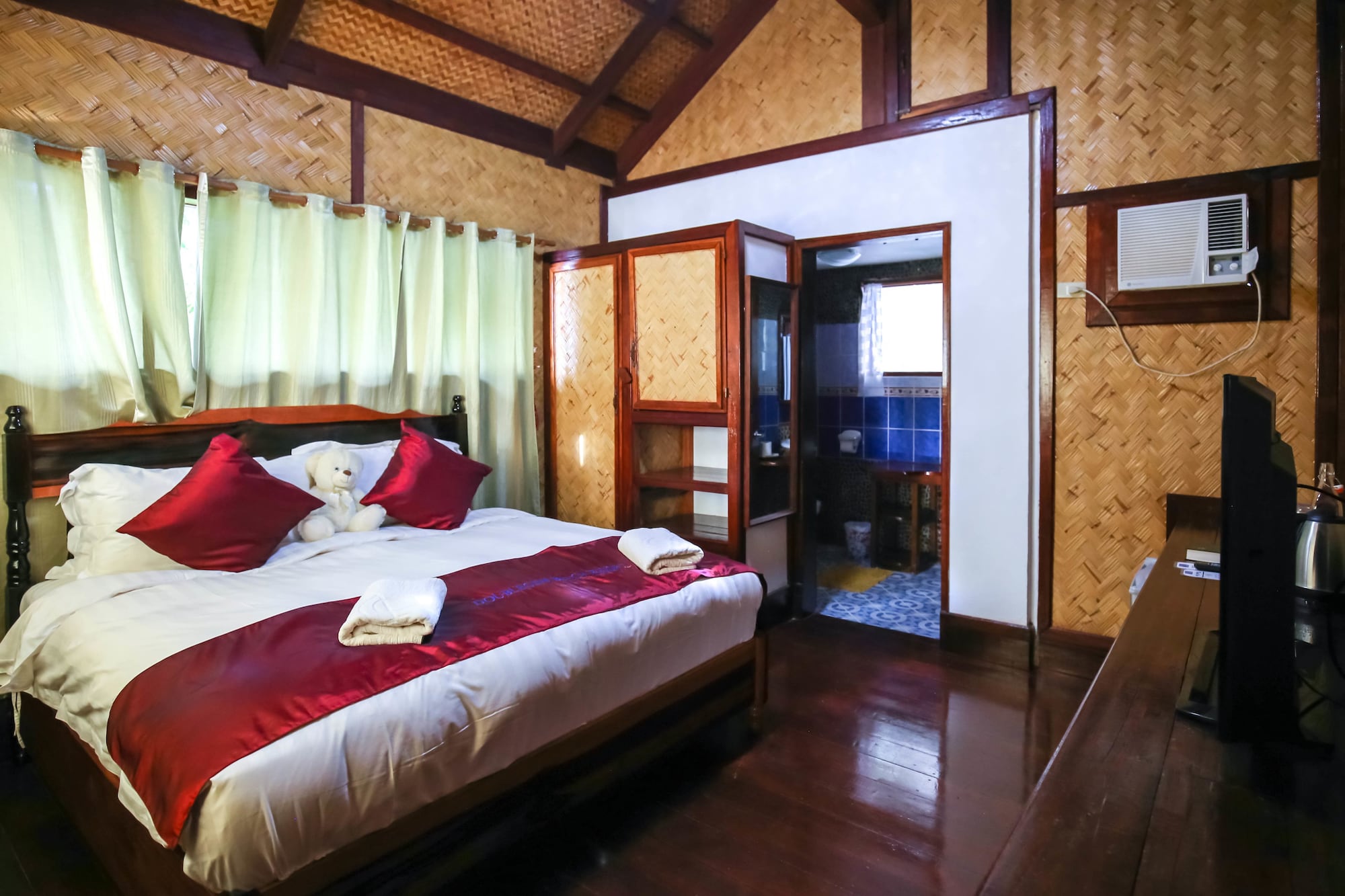 Doublegem Beach Resort and Hotel