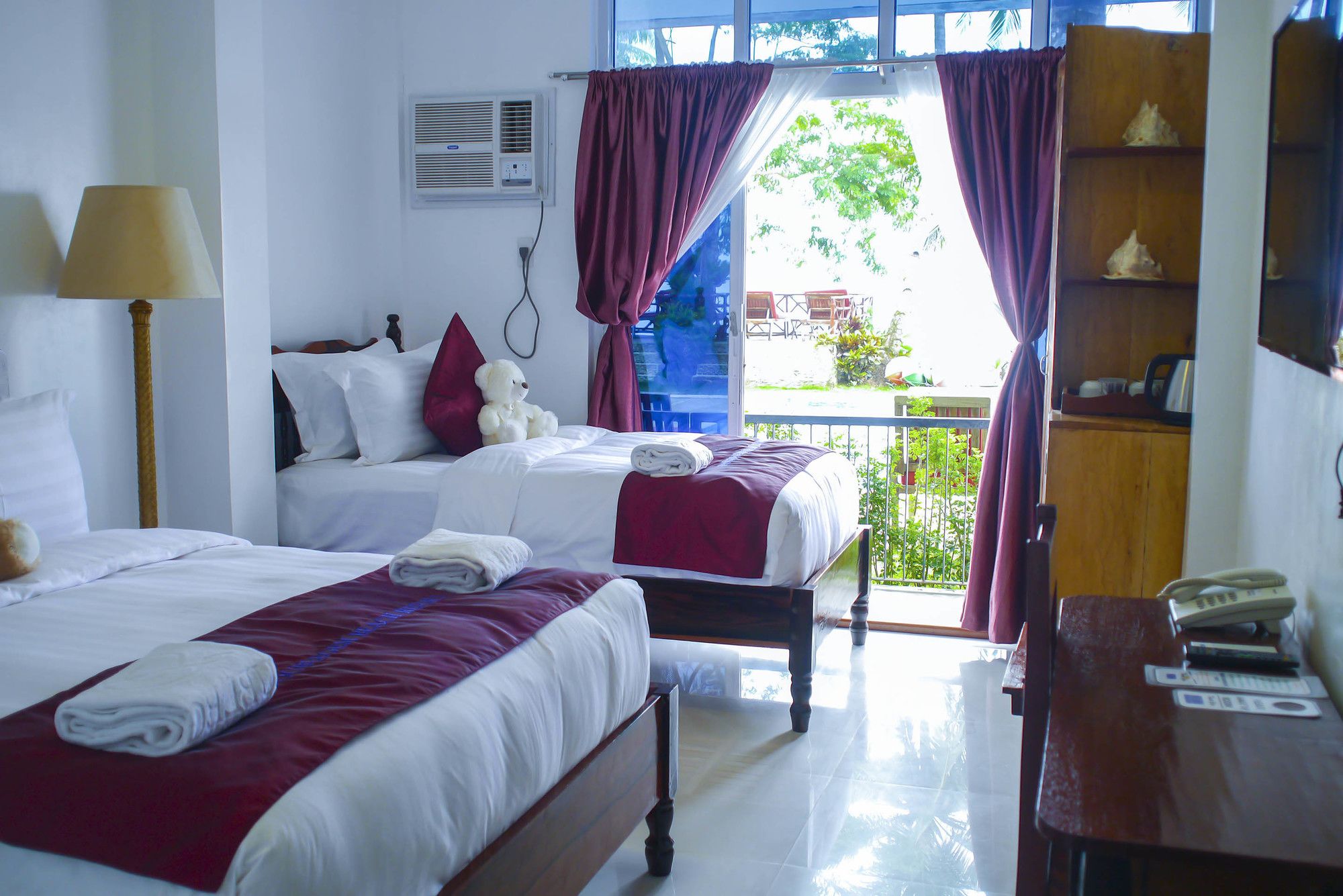 Doublegem Beach Resort and Hotel