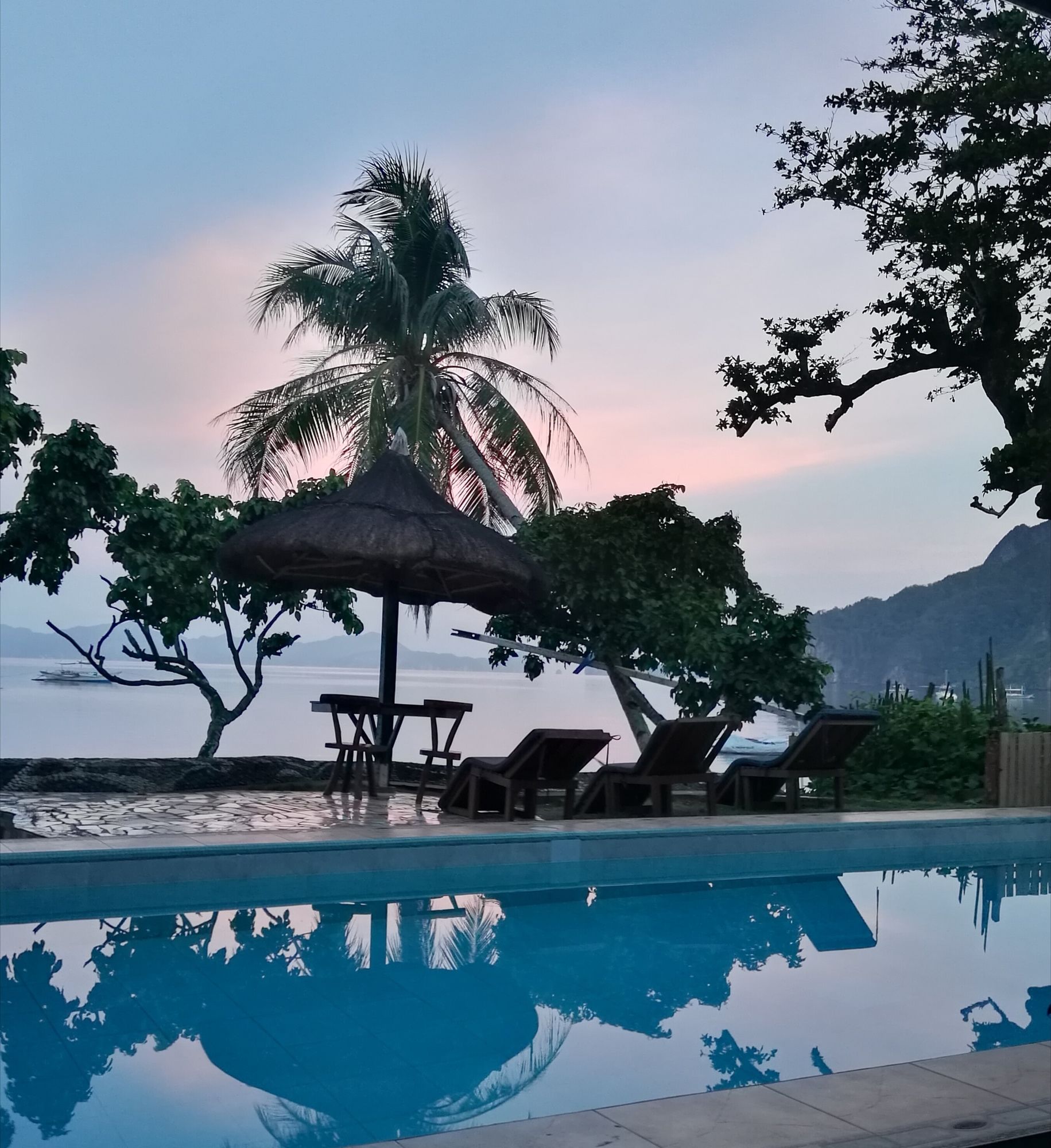 Four Seasons Seaview Hotel