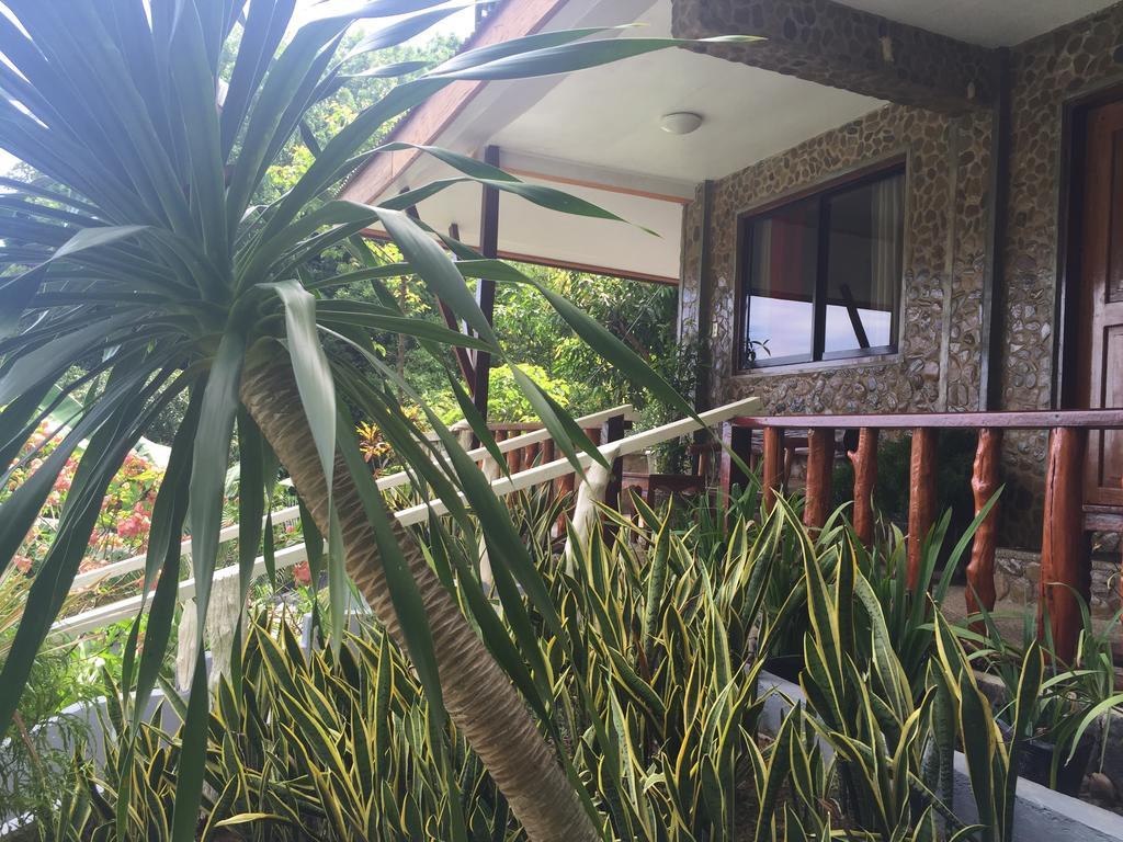 El Nido Viewdeck Cottages