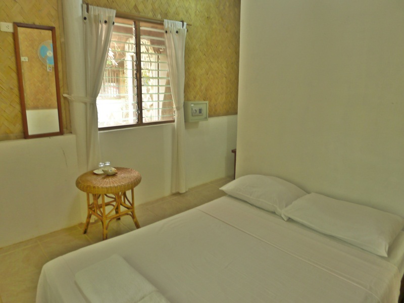 Golden Monkey Beach Hotel