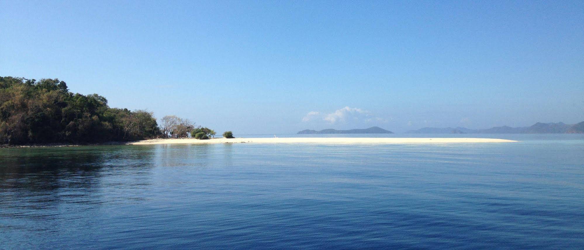 Isla Expeditions