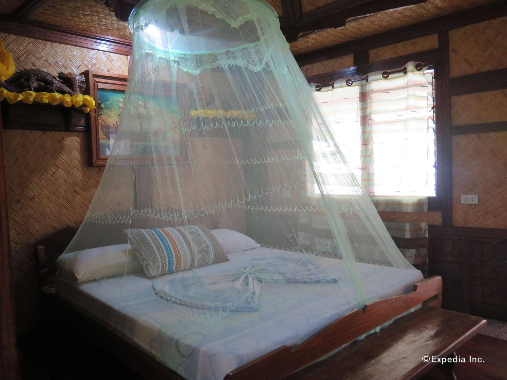 RedDoorz @ Island Front Cottages El Nido