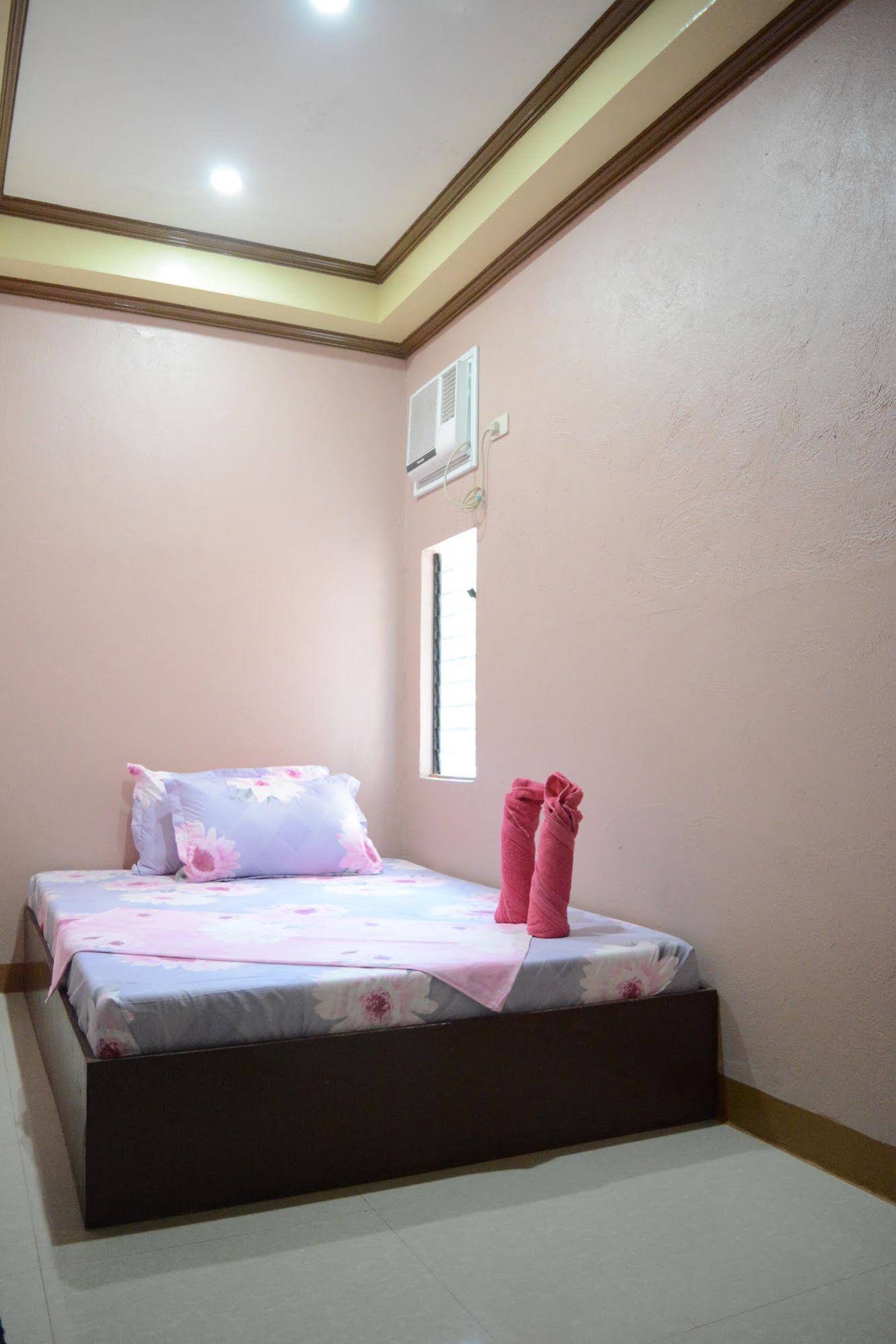 Island Hop Nido Hostel