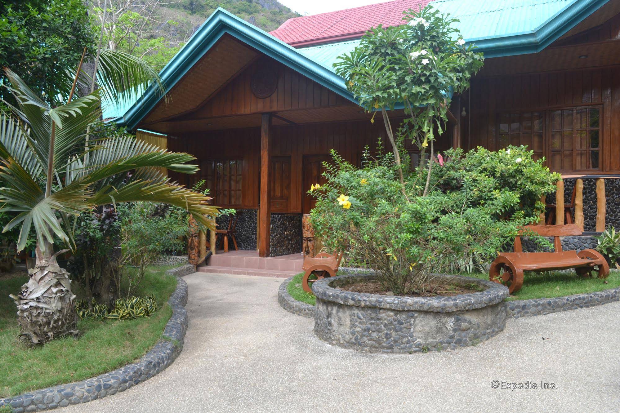 Jurias Pension