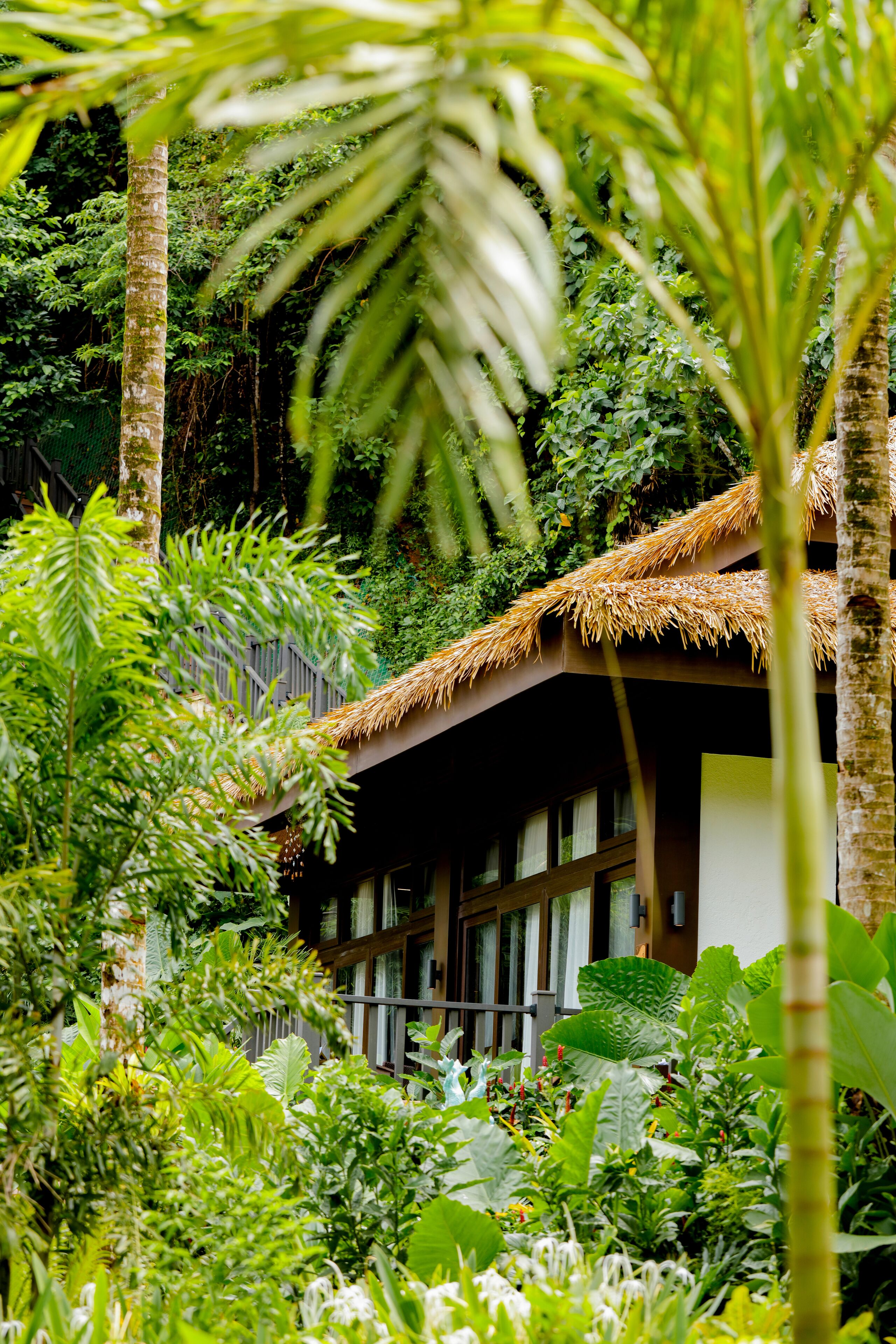 Lihim Resorts