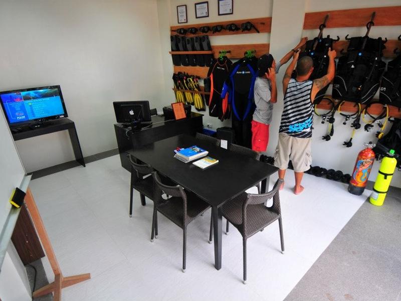 Pa Lao Yu Dive Resort