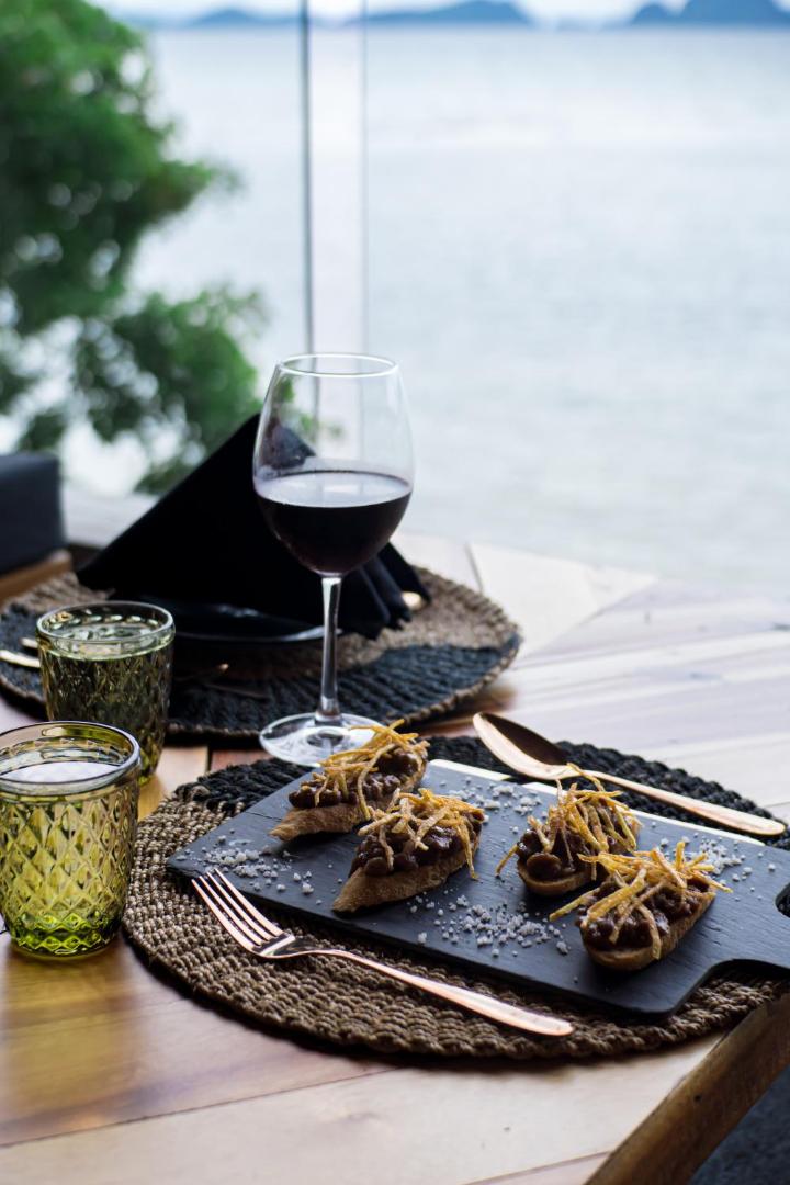 Panorama Beach Club & Resort