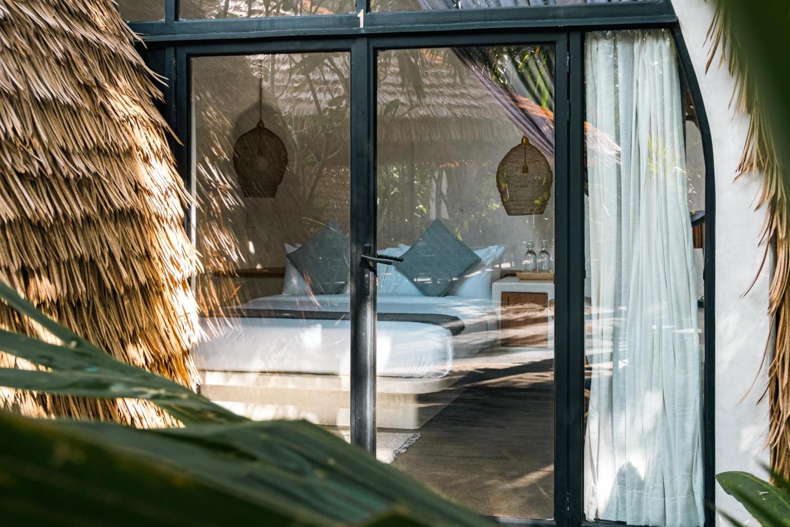 Panorama Beach Club & Resort