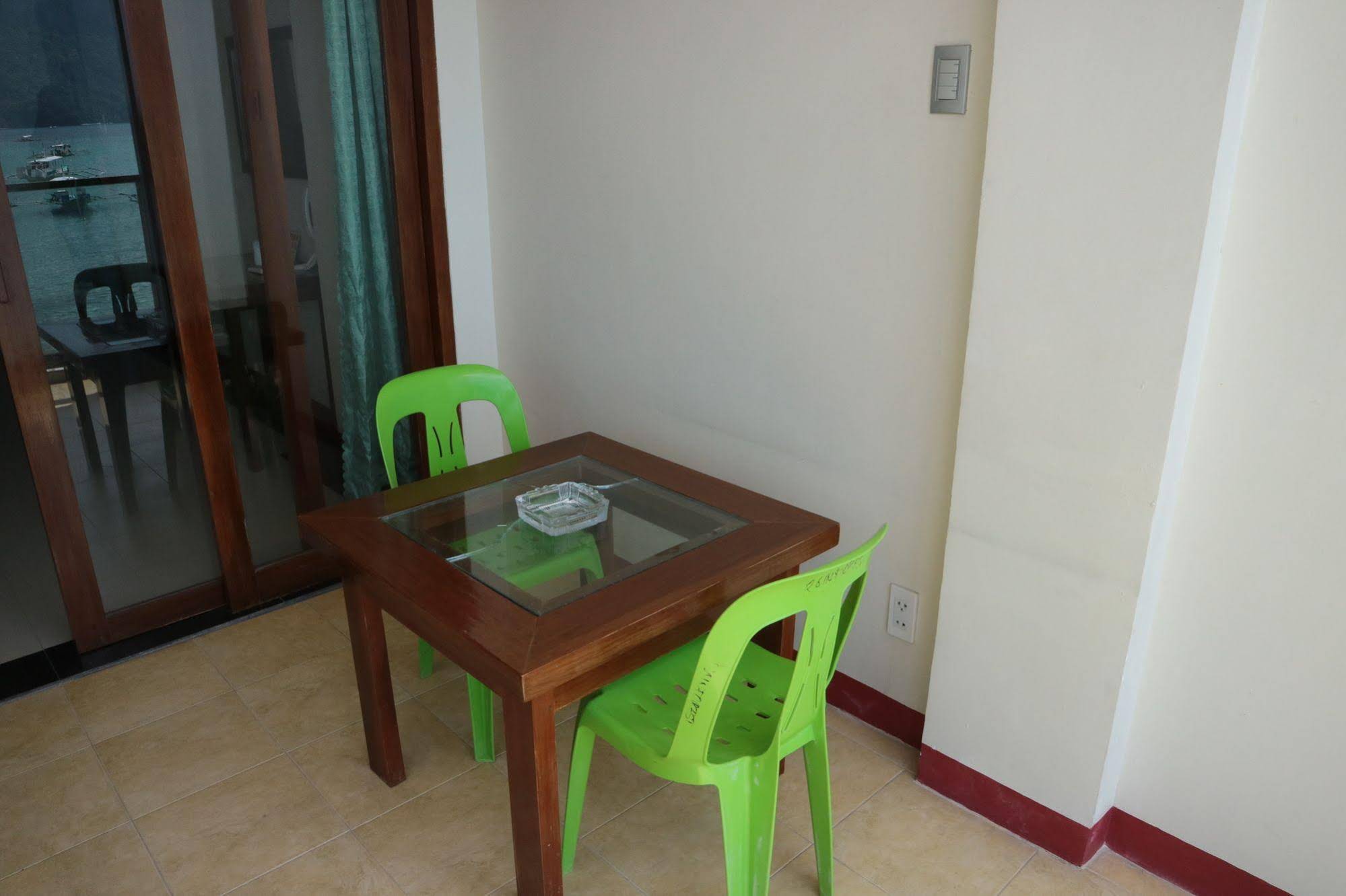 Rainforest Beach Hotel