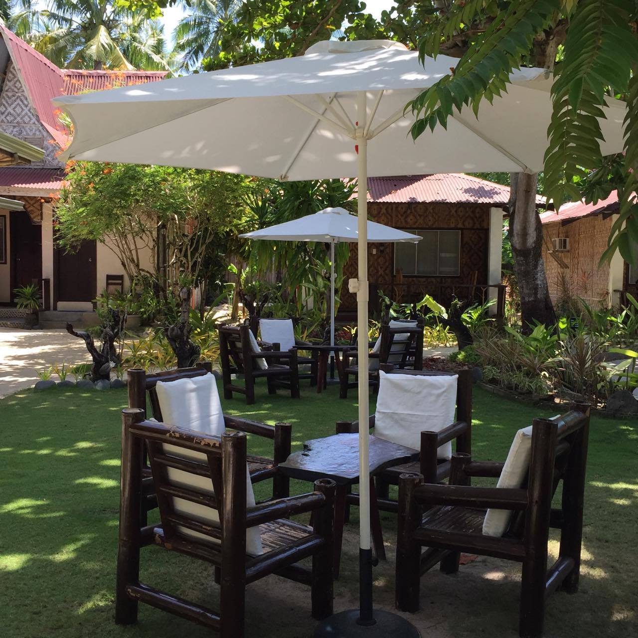 Cherinicole Beach Resort