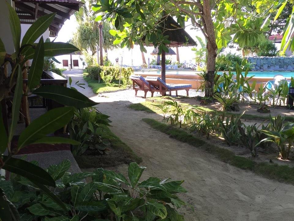 Cherinicole Beach Resort