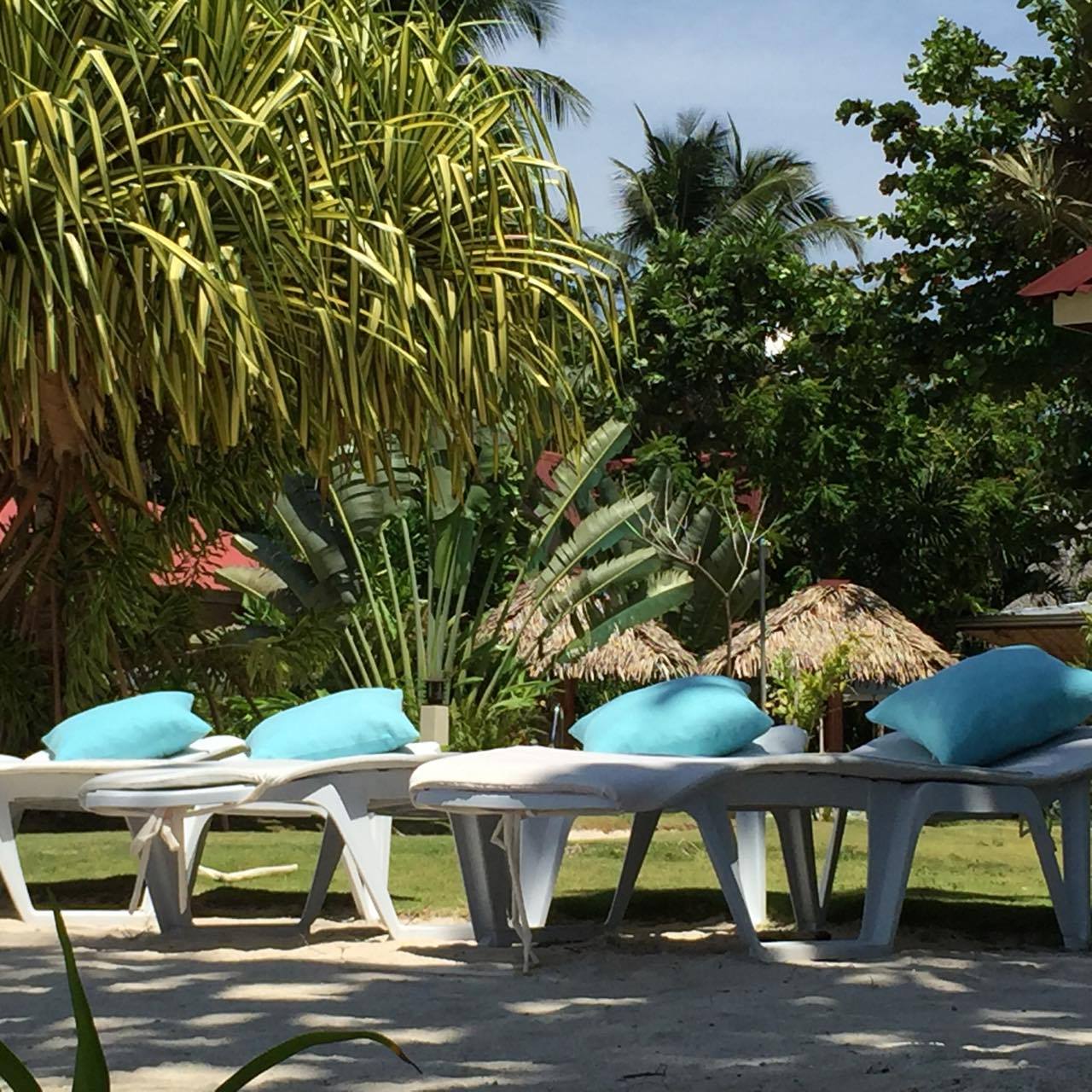 Cherinicole Beach Resort