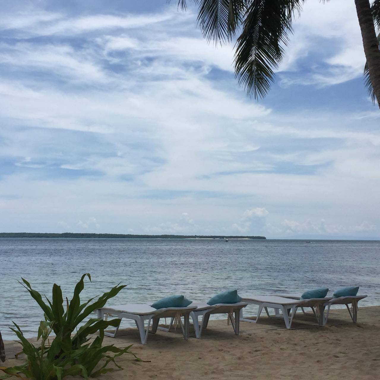 Cherinicole Beach Resort