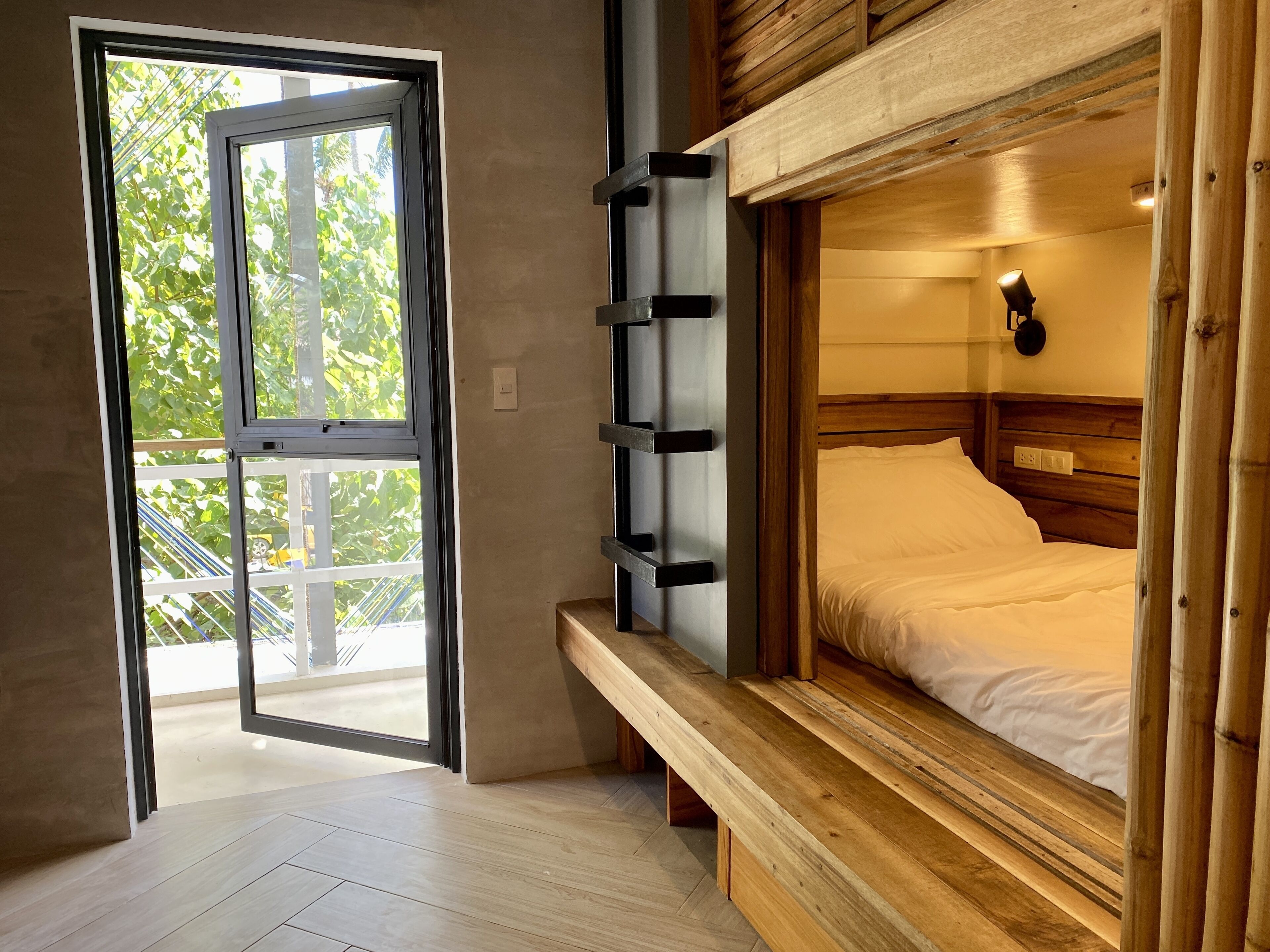 Happiness Hostel Siargao