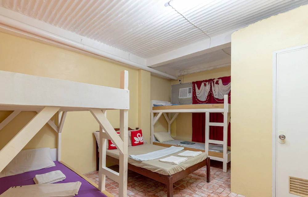 LH Bri Lodge Siargao by ZEN Rooms
