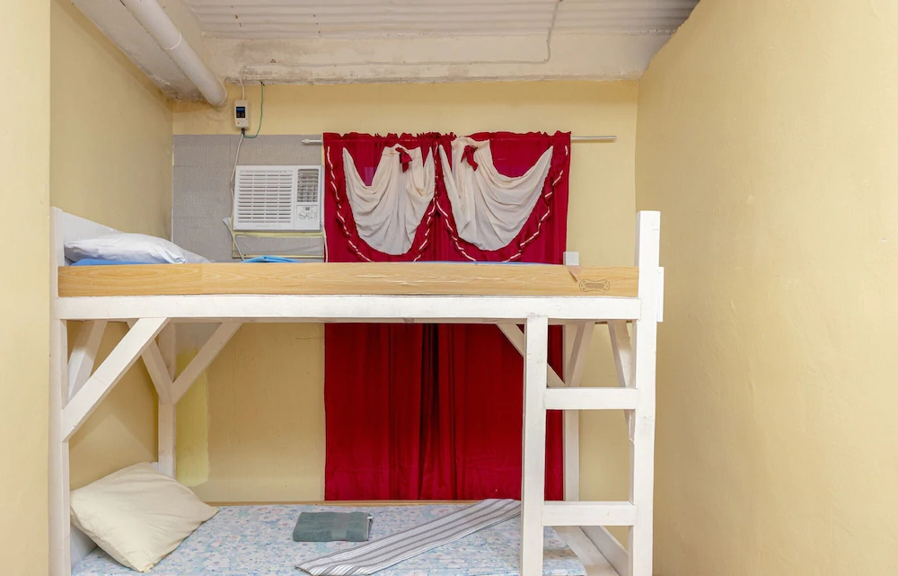 LH Bri Lodge Siargao by ZEN Rooms
