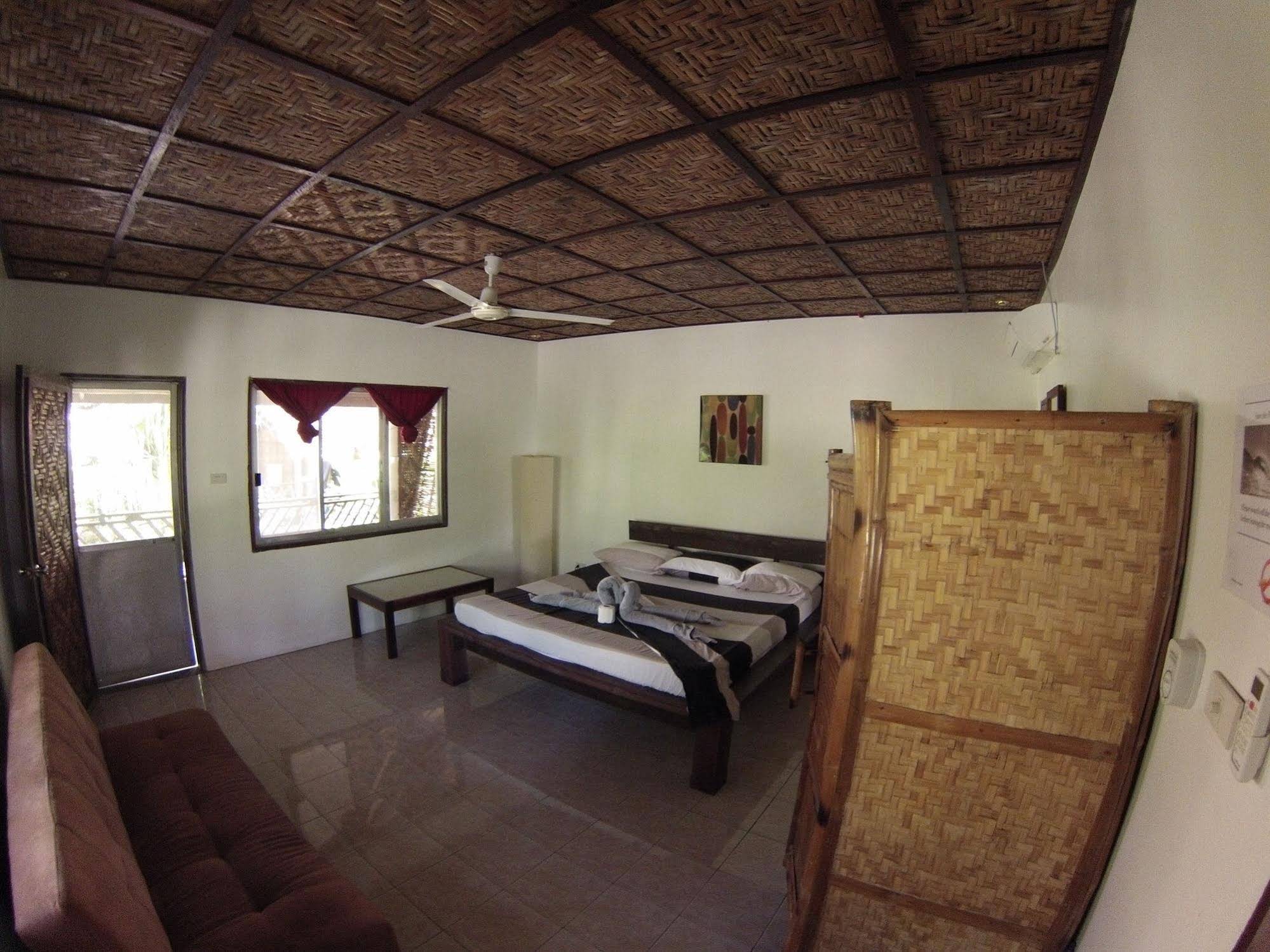 Siargao Inn Beach Resort