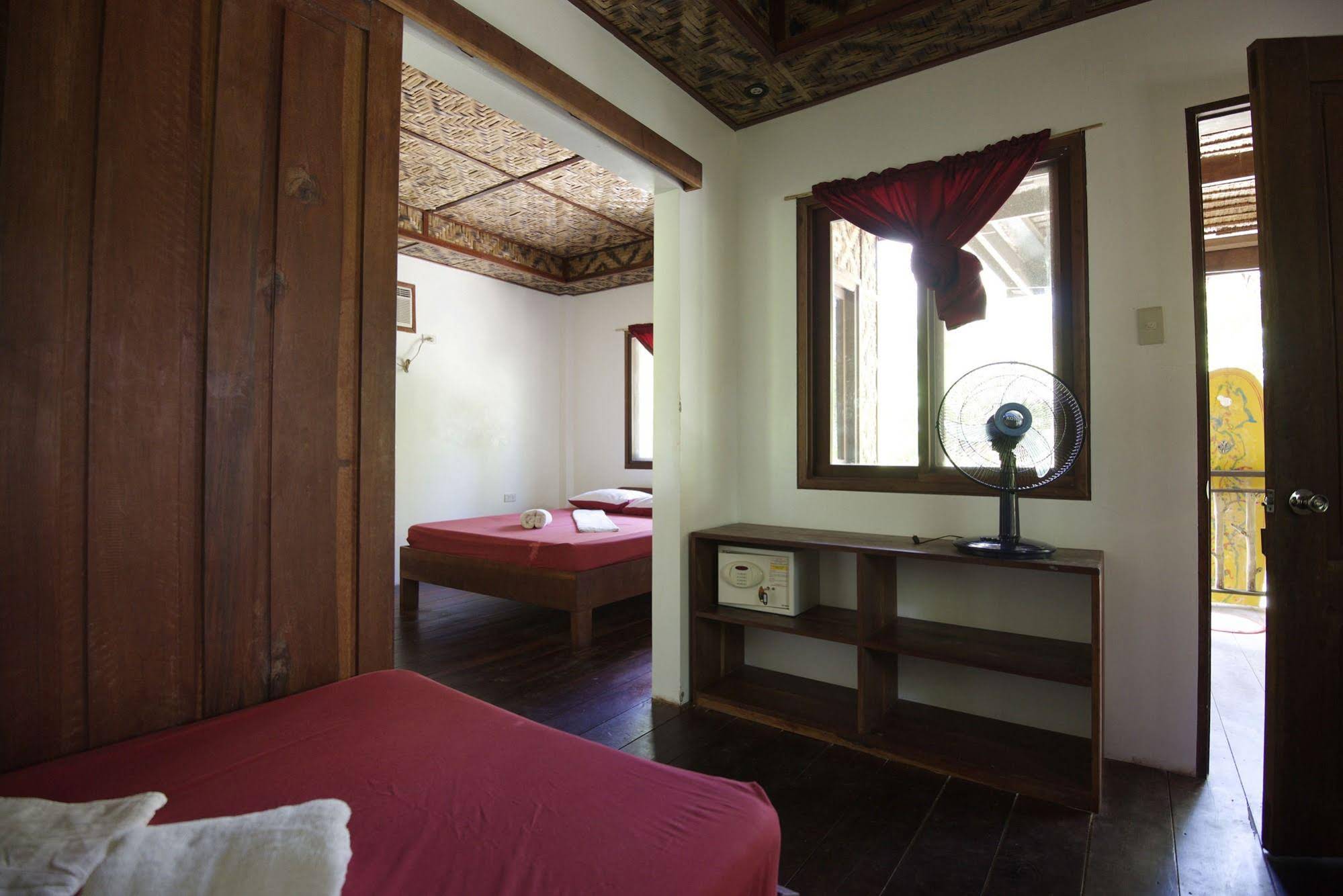 Siargao Inn Beach Resort