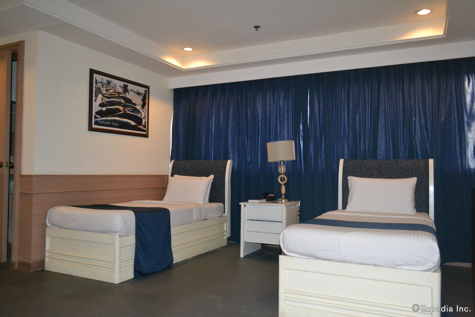 Anchor Hotel
