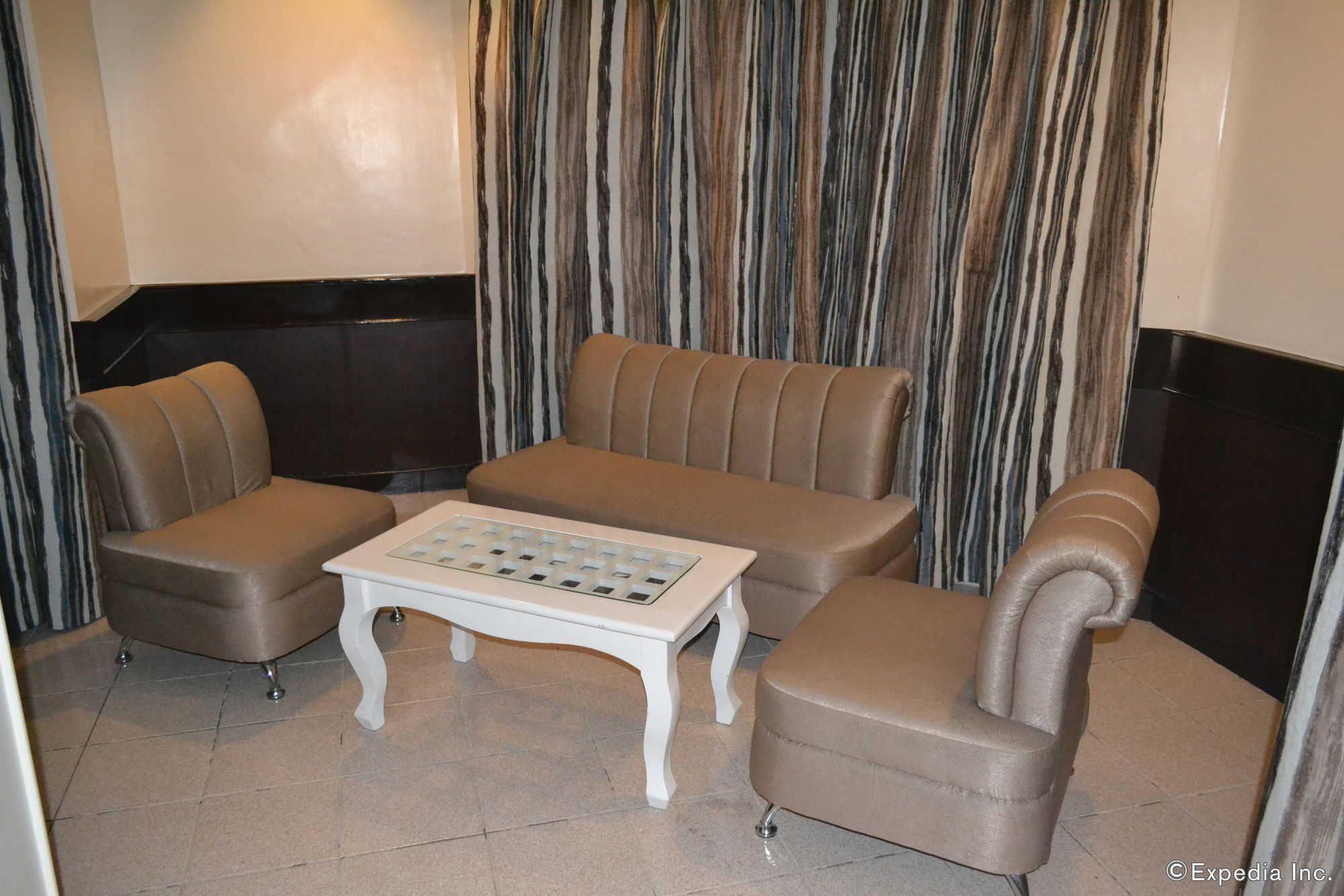 Anchor Hotel