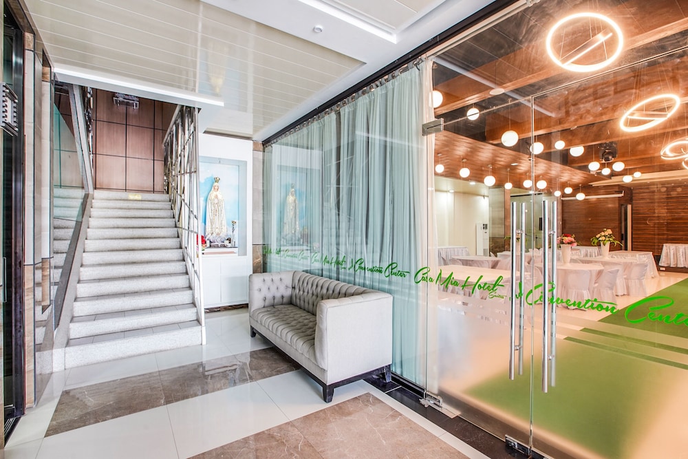 Casa Mia Hotel Suites by OYO Rooms