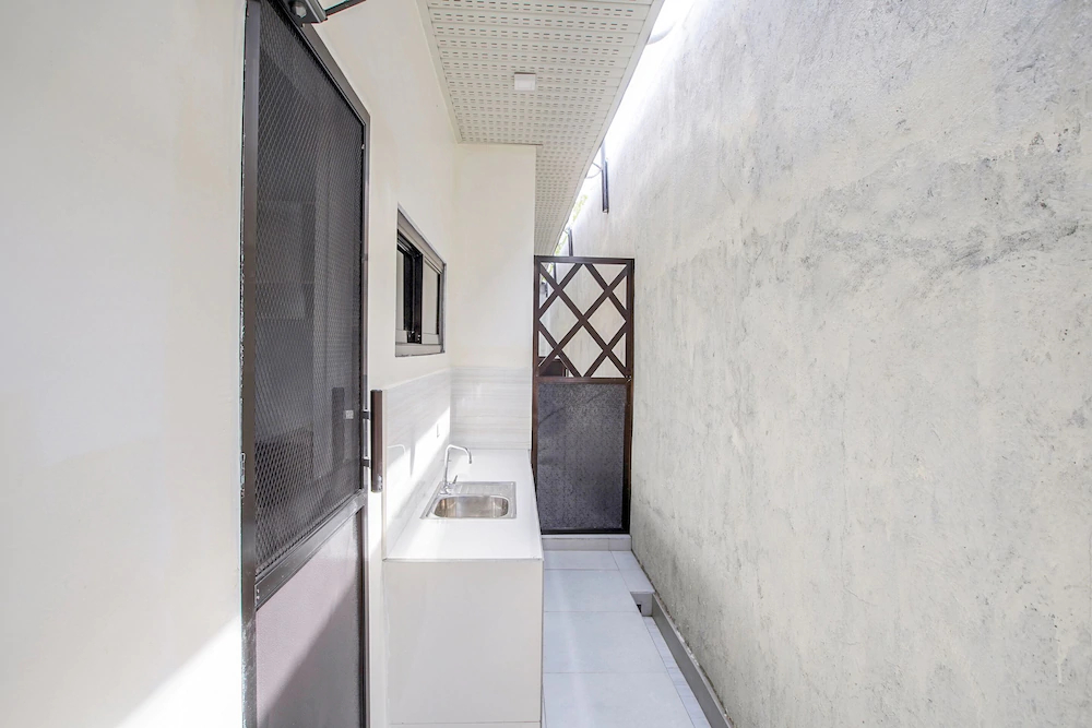 Casa Mia Hotel Suites by OYO Rooms