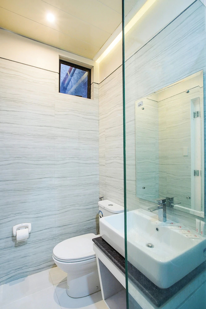 Casa Mia Hotel Suites by OYO Rooms
