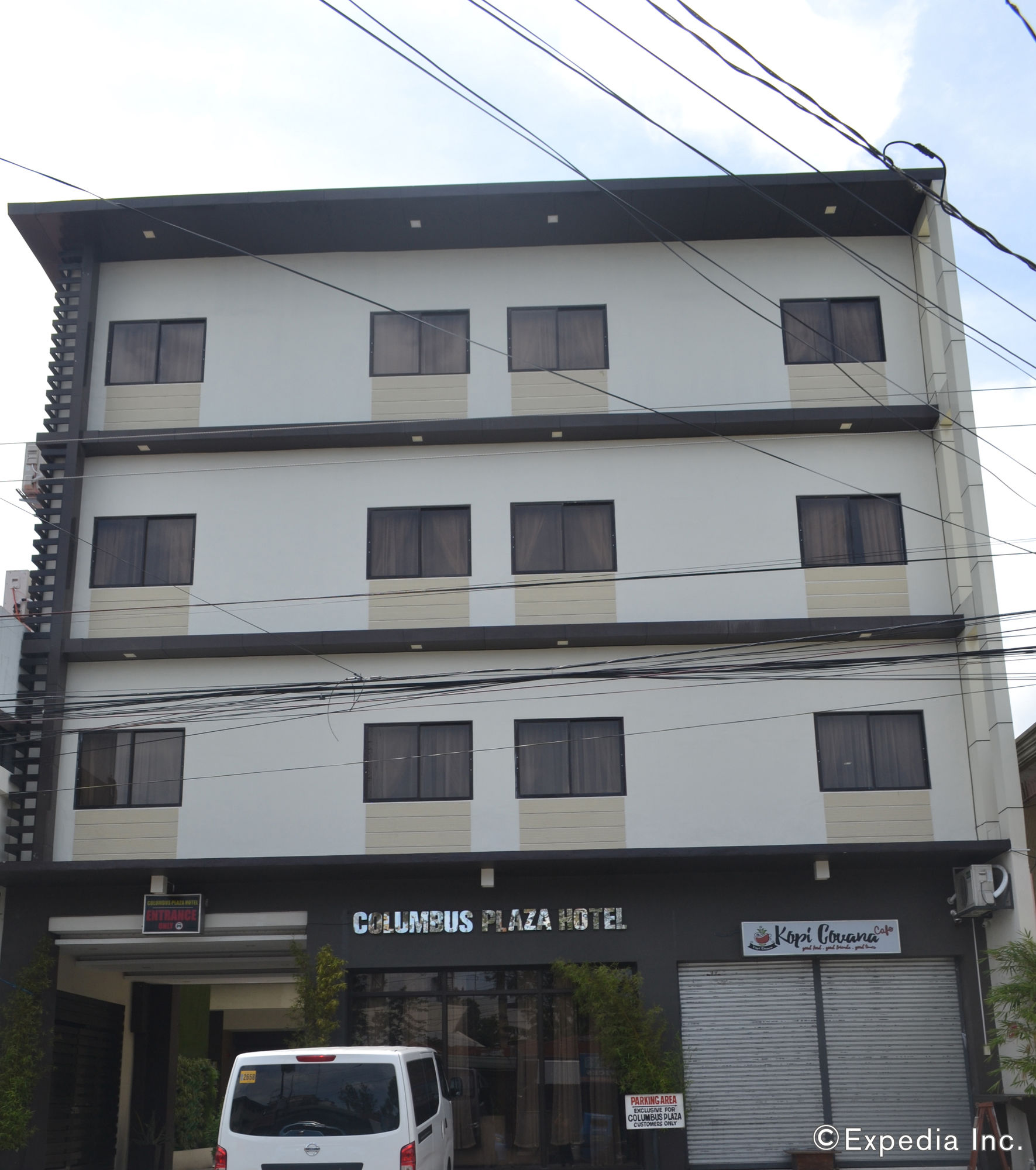 Columbus Plaza Hotel
