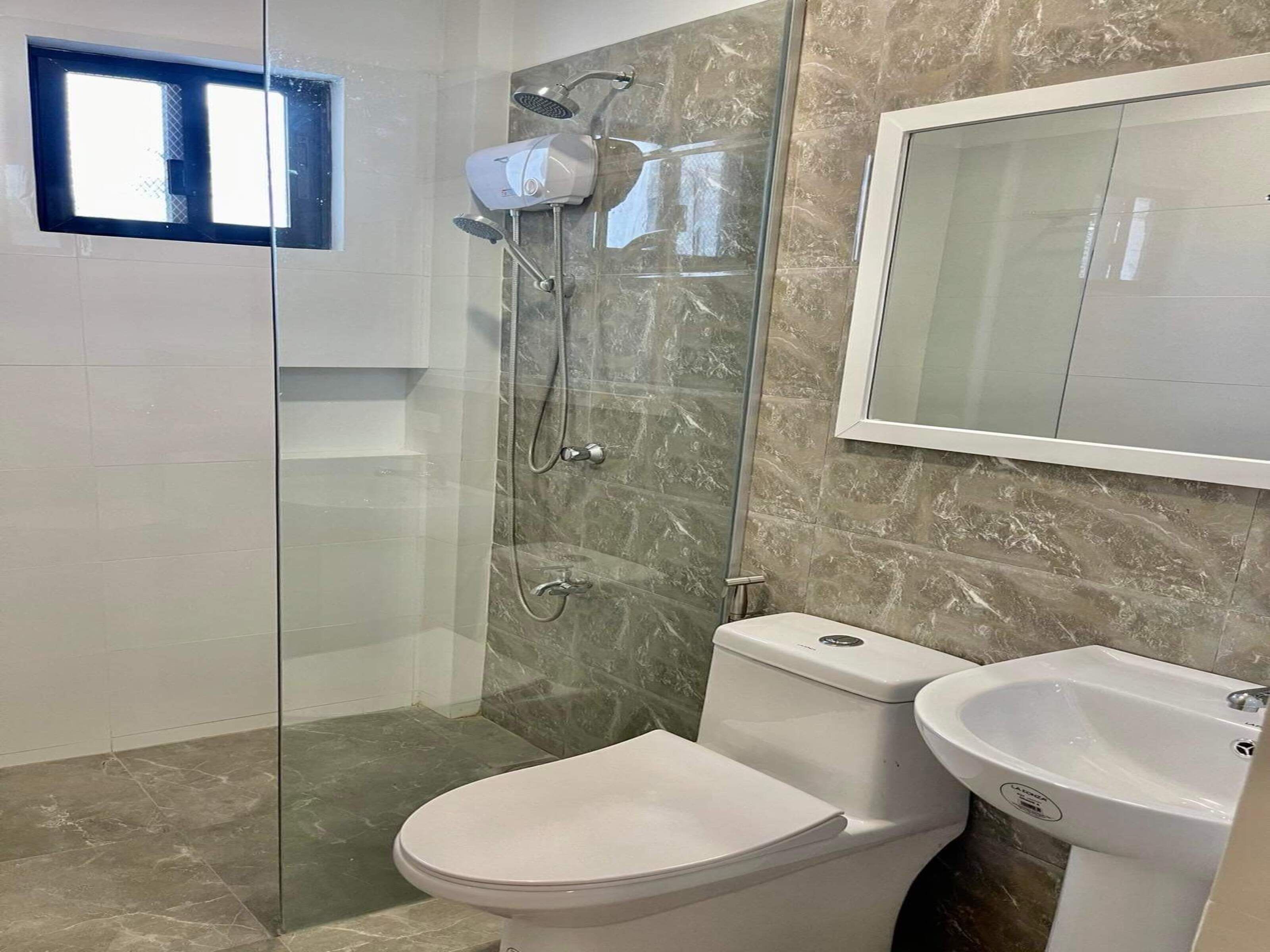 C Residences by Oyo Rooms