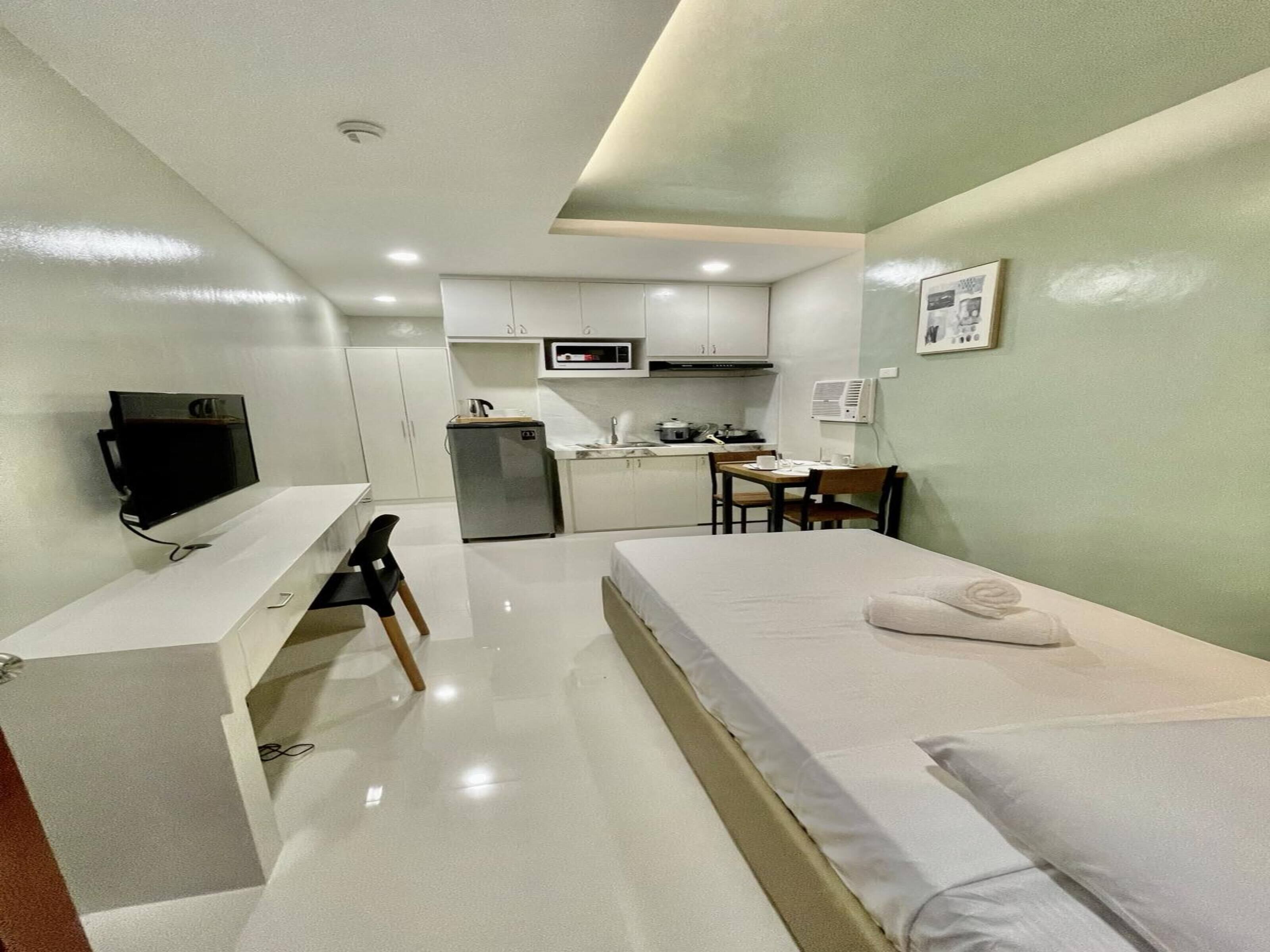 C Residences by Oyo Rooms