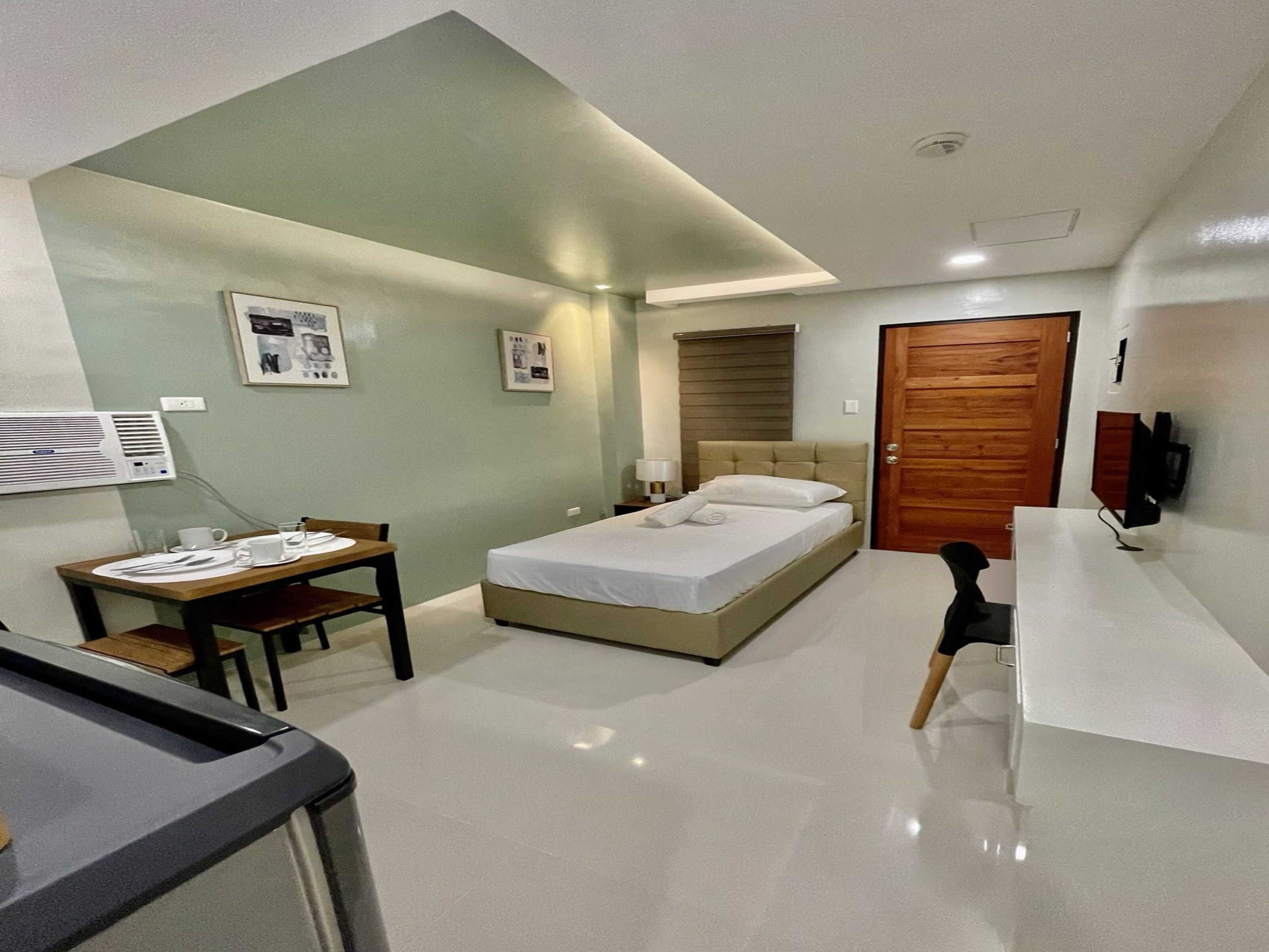 C Residences by Oyo Rooms