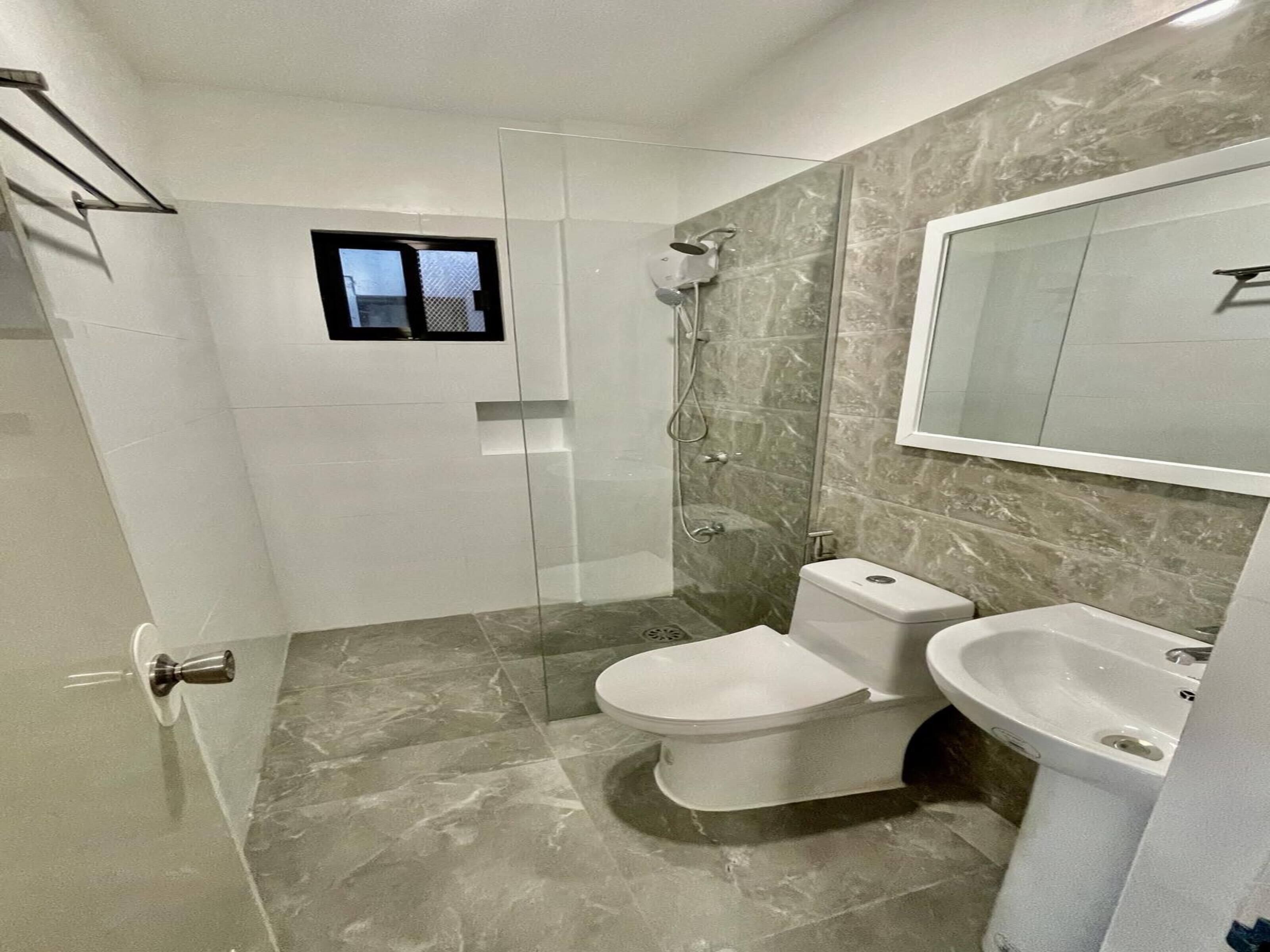 C Residences by Oyo Rooms